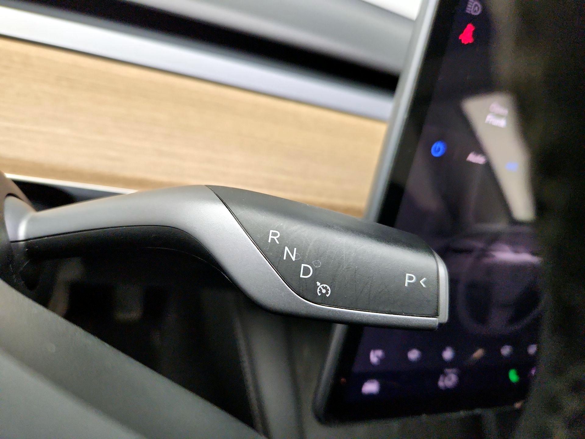 Thumbnail: 2023 Tesla Model 3 - 15