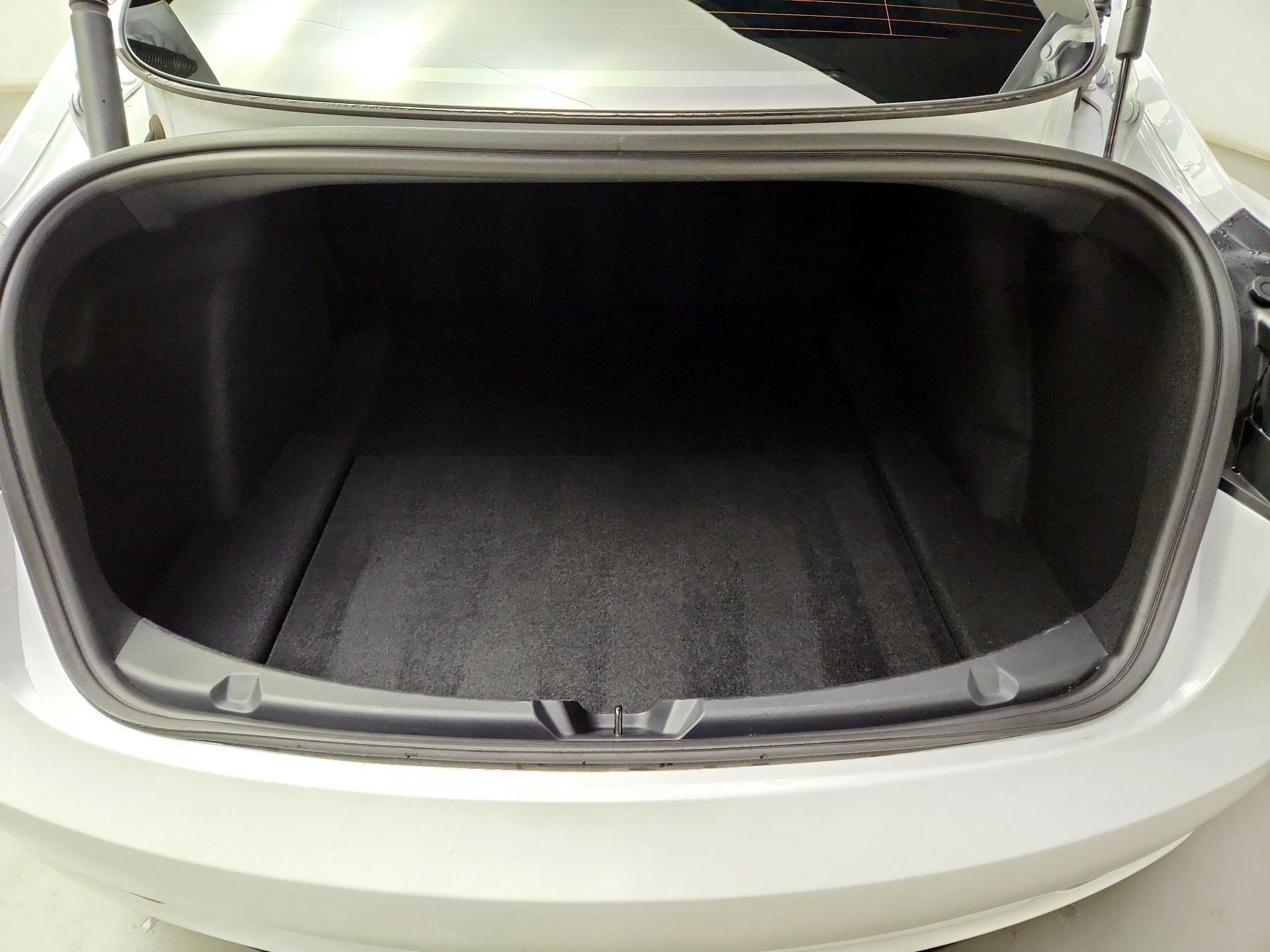 Thumbnail: 2023 Tesla Model 3 - 18