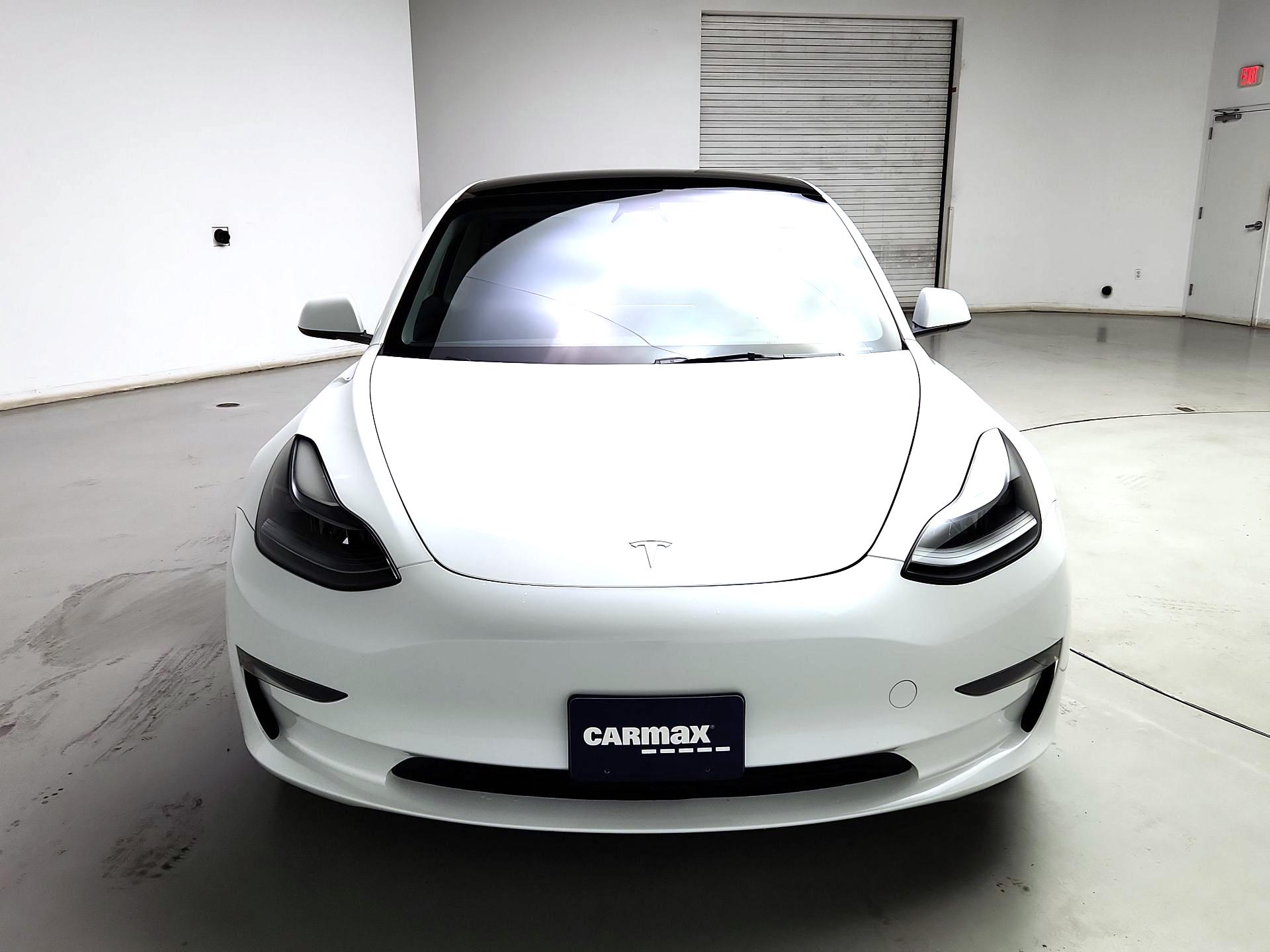 Thumbnail: 2023 Tesla Model 3 - 2