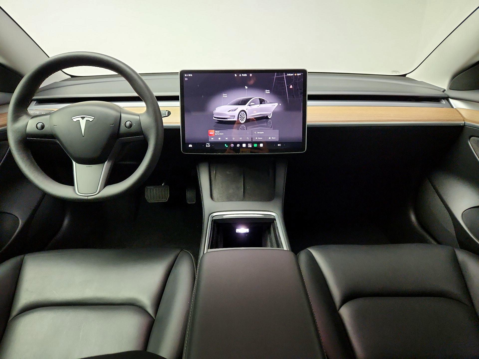 Thumbnail: 2023 Tesla Model 3 - 8