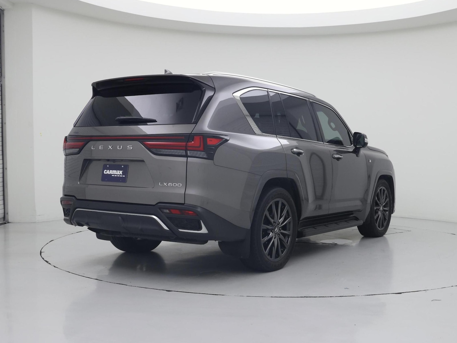 2024 Lexus LX F-Sport - Photo 9