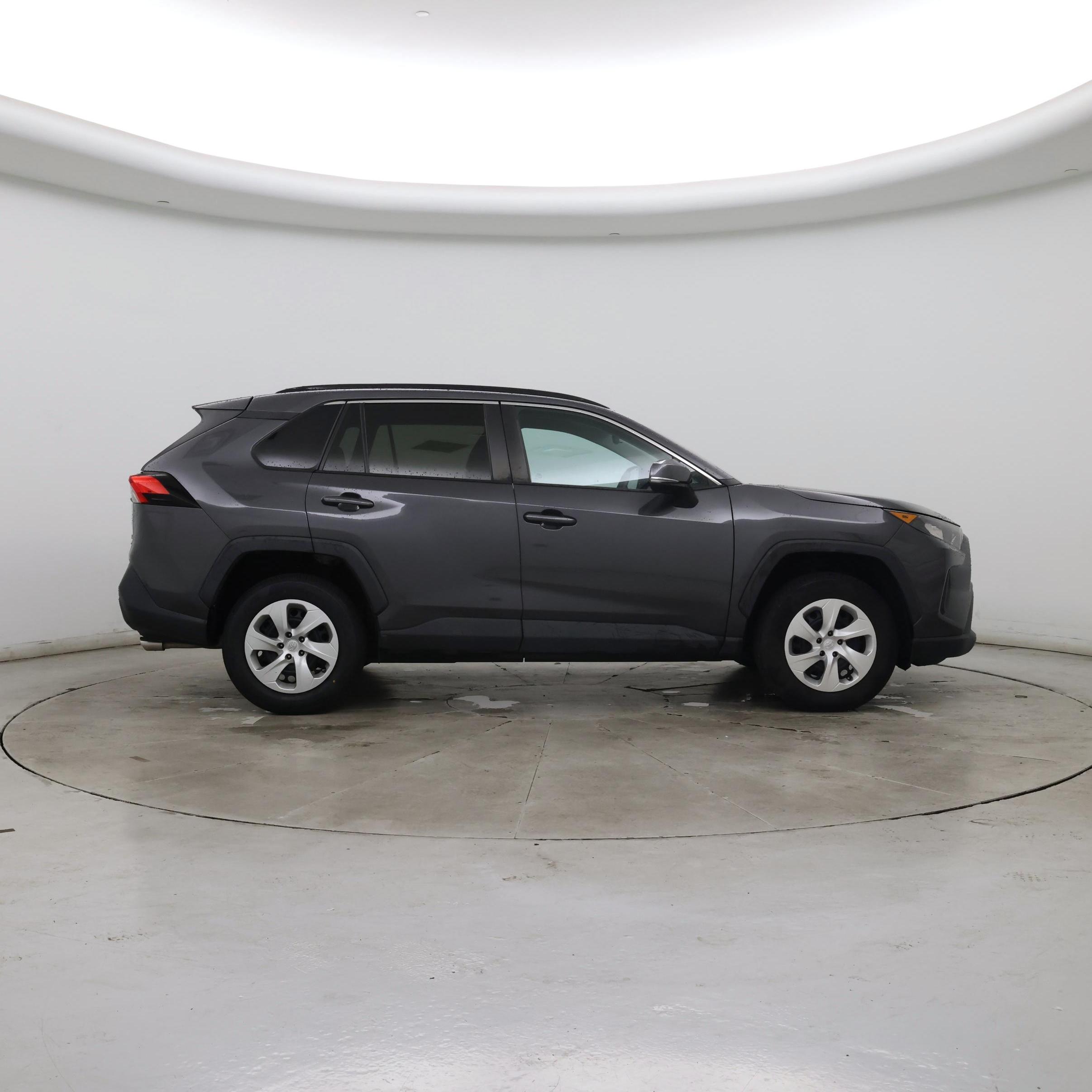 Thumbnail: 2020 Toyota RAV4 - 7