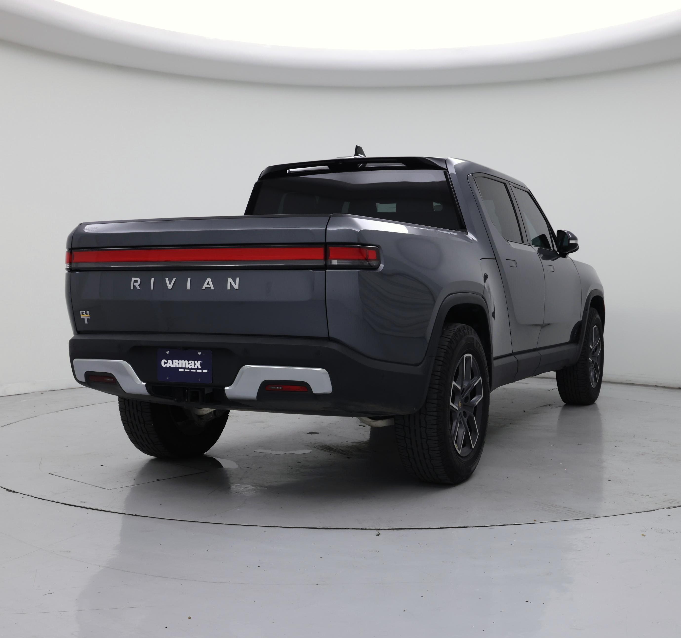 Thumbnail: 2023 Rivian R1T - 8