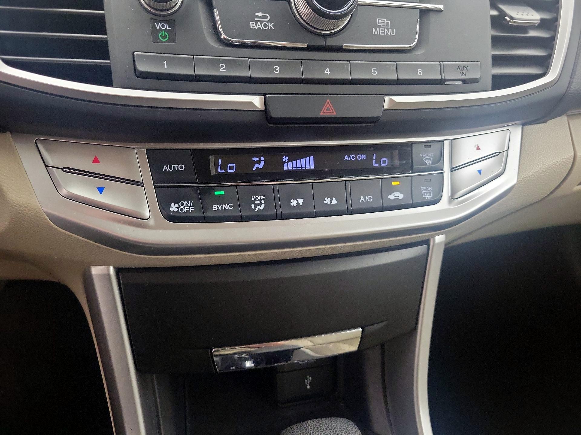Thumbnail: 2014 Honda Accord - 16