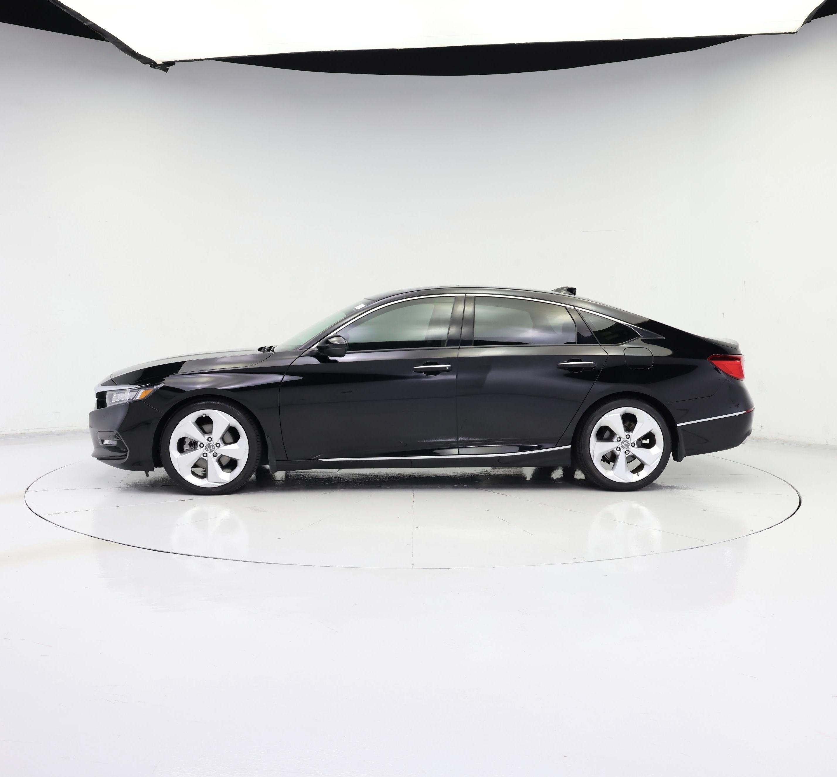 Thumbnail: 2018 Honda Accord - 3