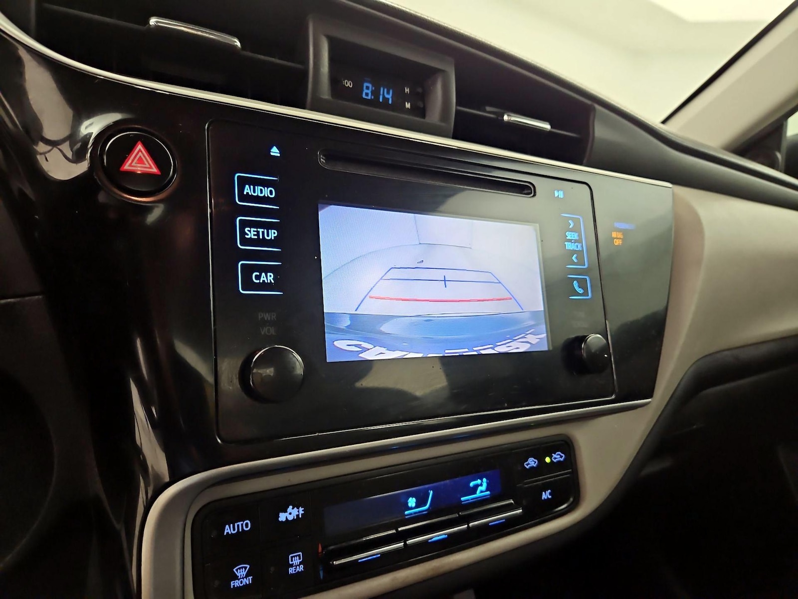2019 Toyota Corolla LE - Photo 15