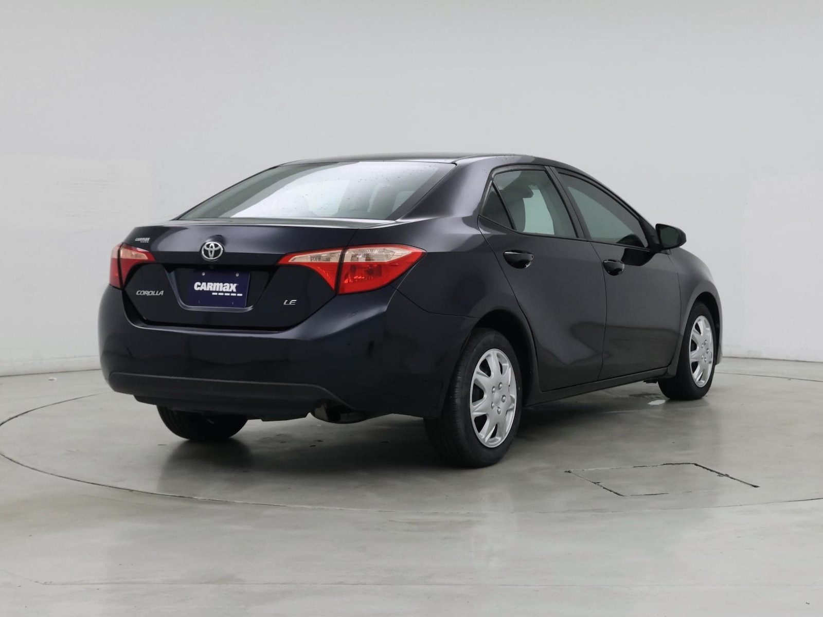 2019 Toyota Corolla LE - Photo 9