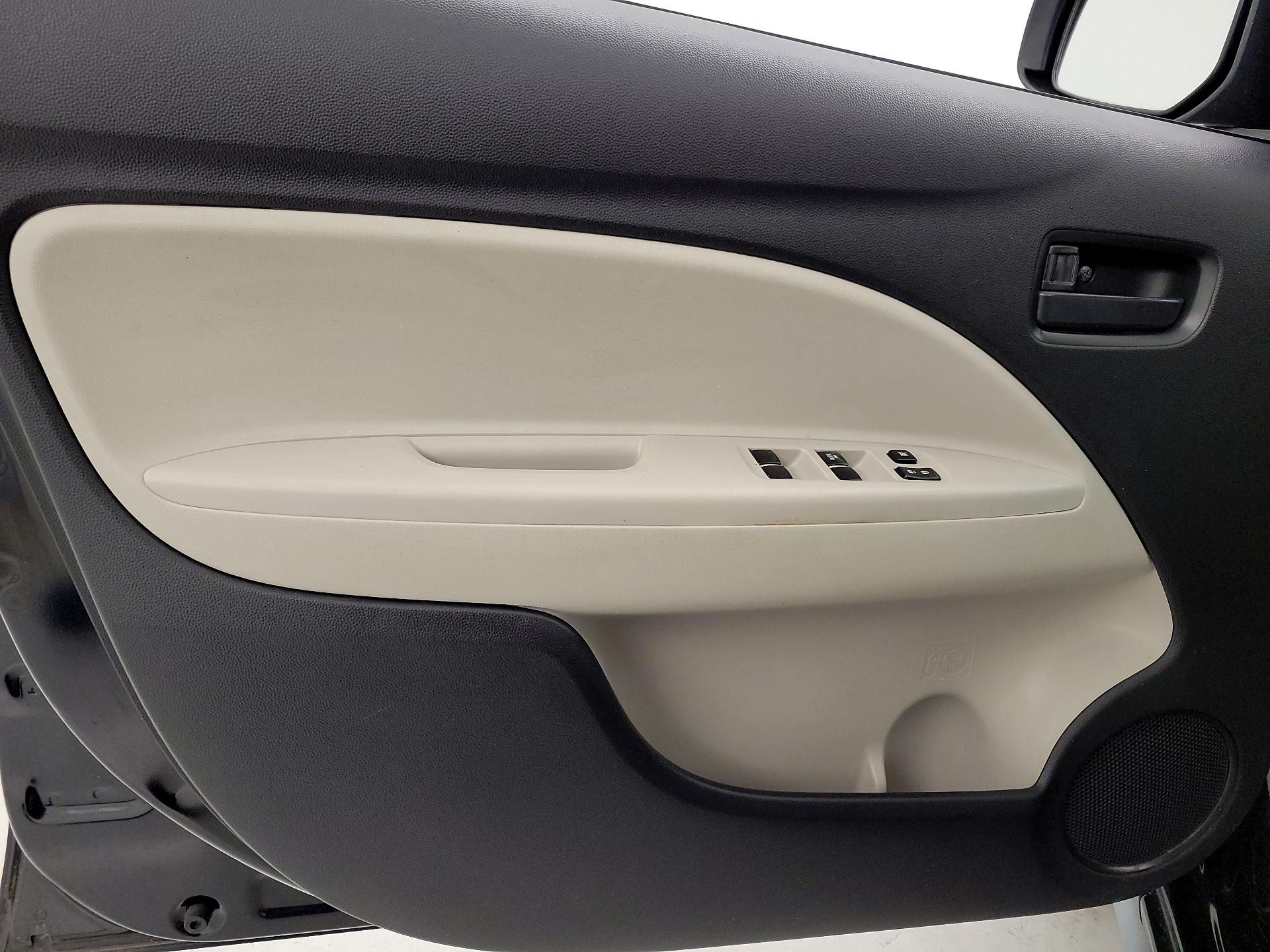 Thumbnail: 2019 Mitsubishi Mirage G4 - 12