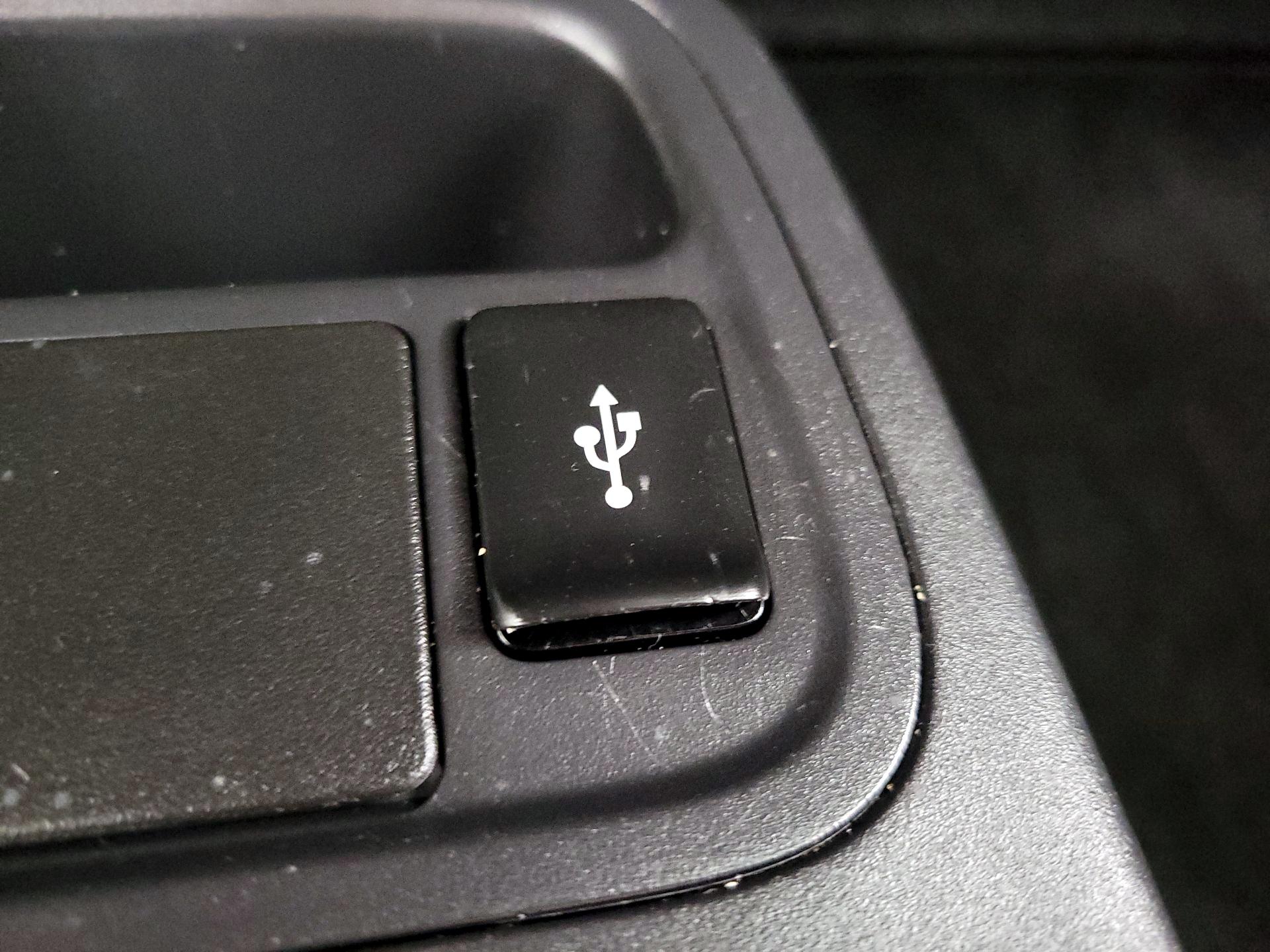 Thumbnail: 2019 Mitsubishi Mirage G4 - 18