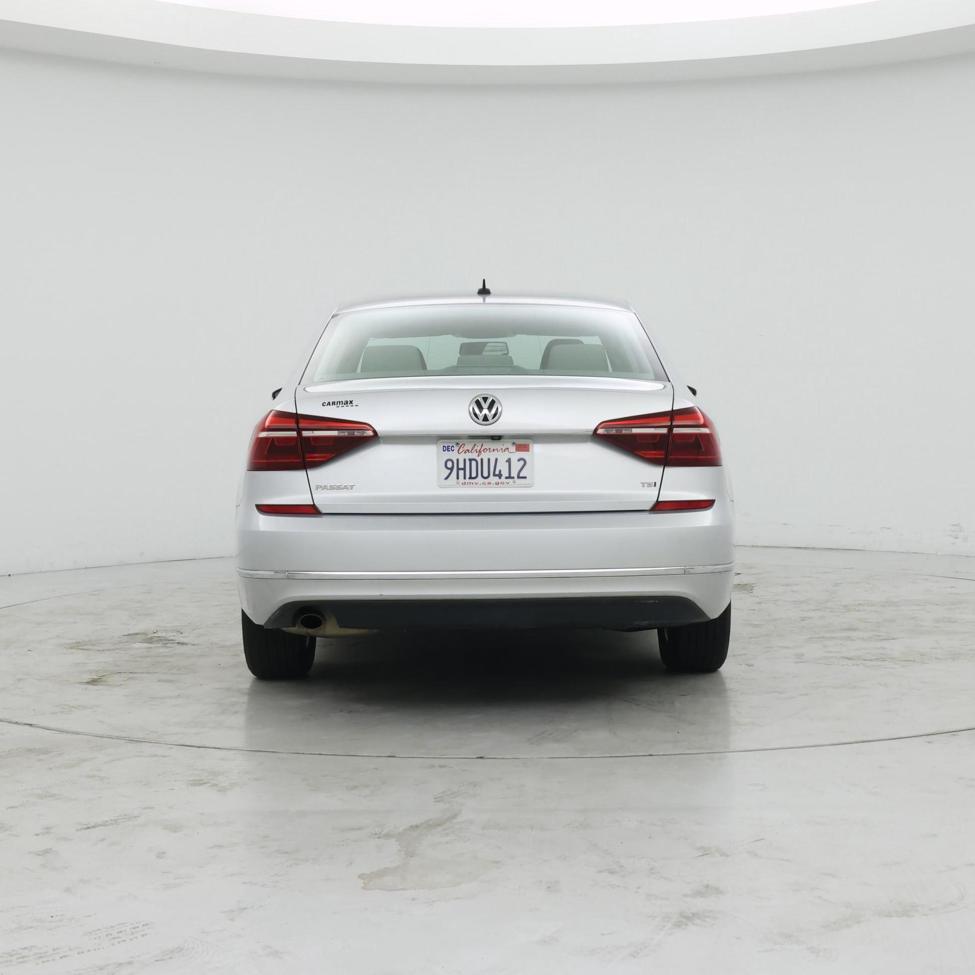 Thumbnail: 2017 Volkswagen Passat - 6