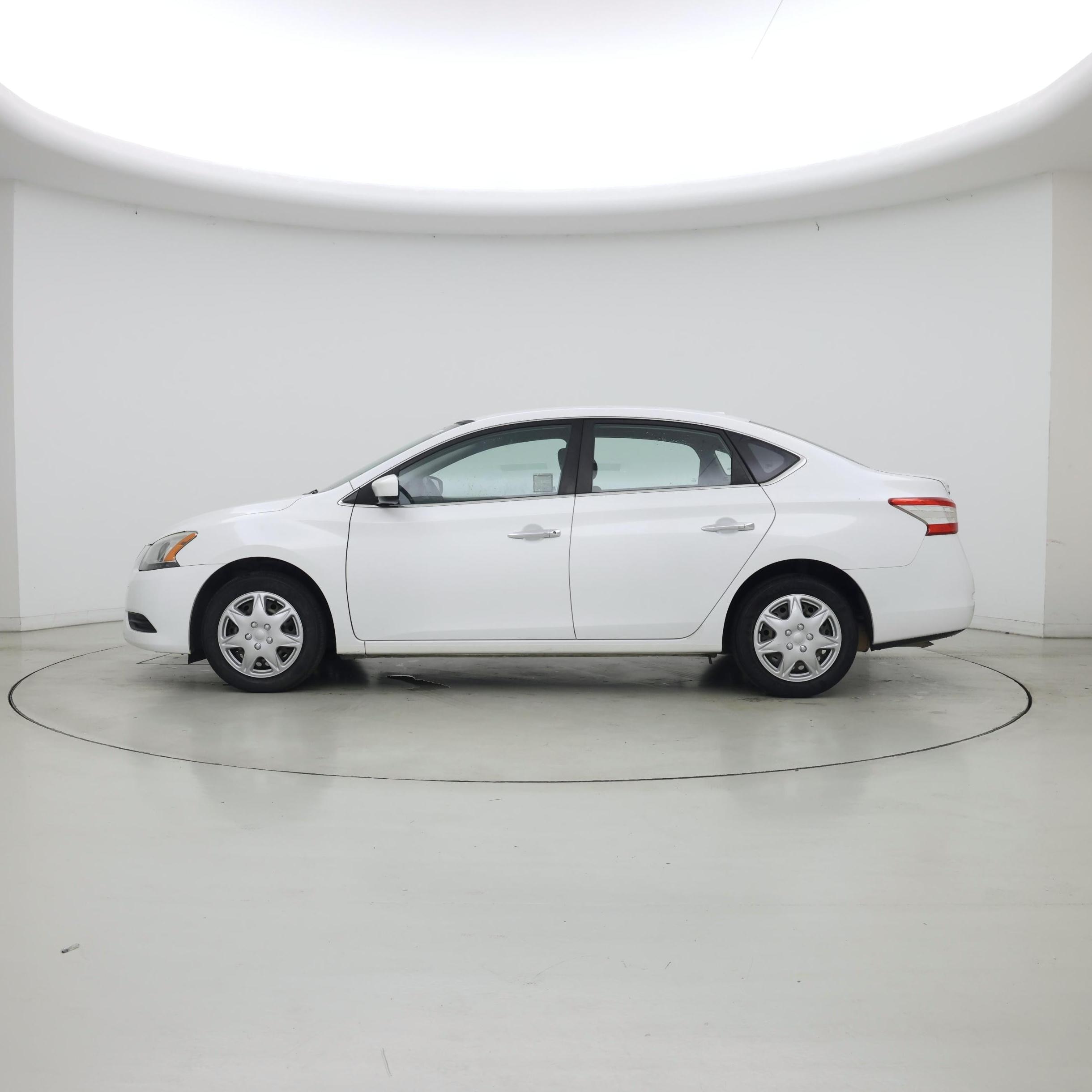 Thumbnail: 2014 Nissan Sentra - 3