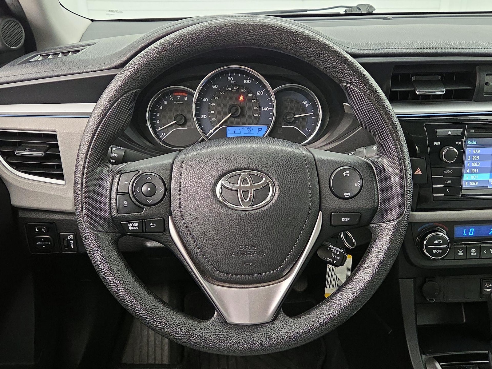 2014 Toyota Corolla LE - Photo 11