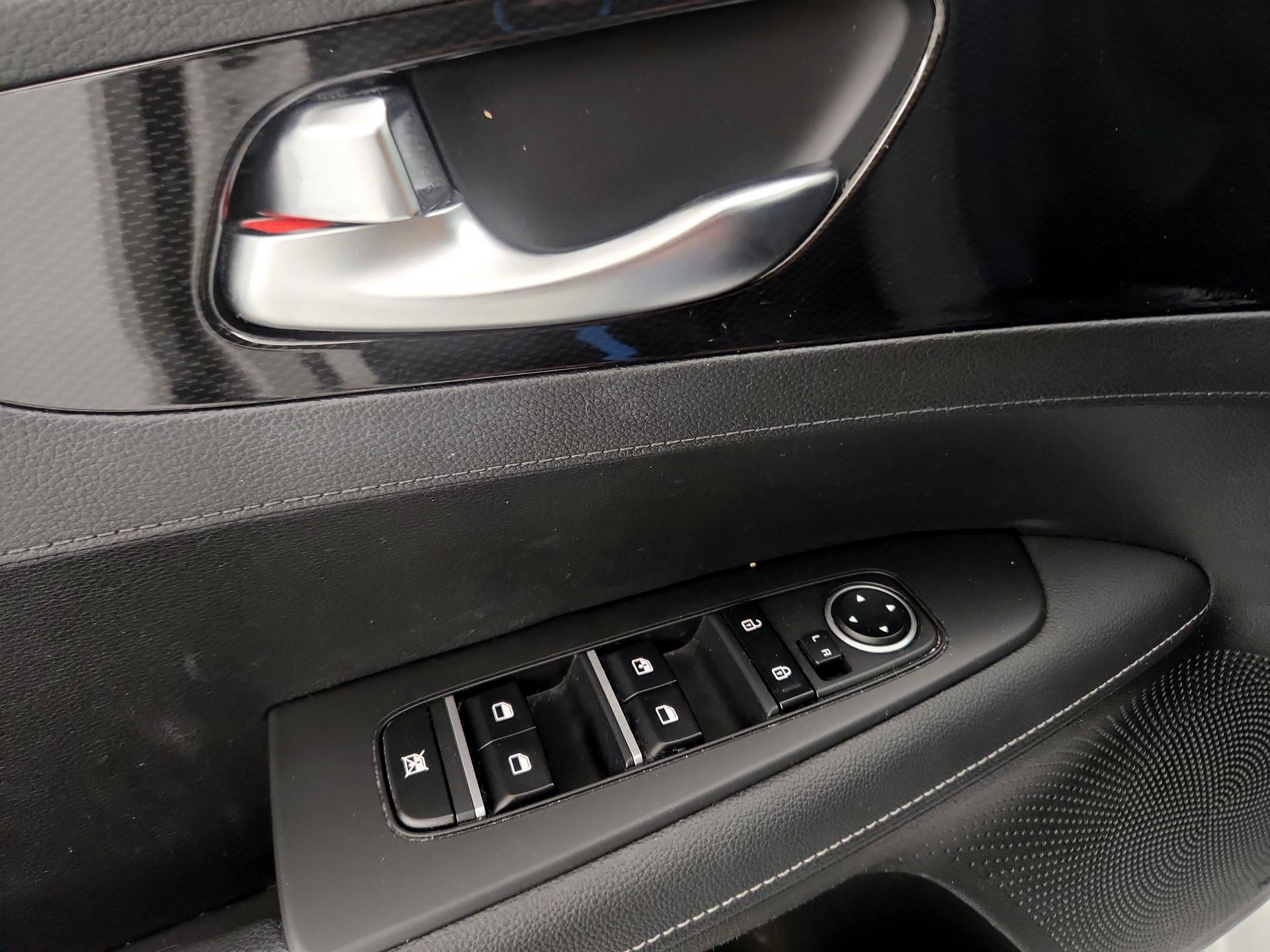 Thumbnail: 2022 Kia Forte - 12
