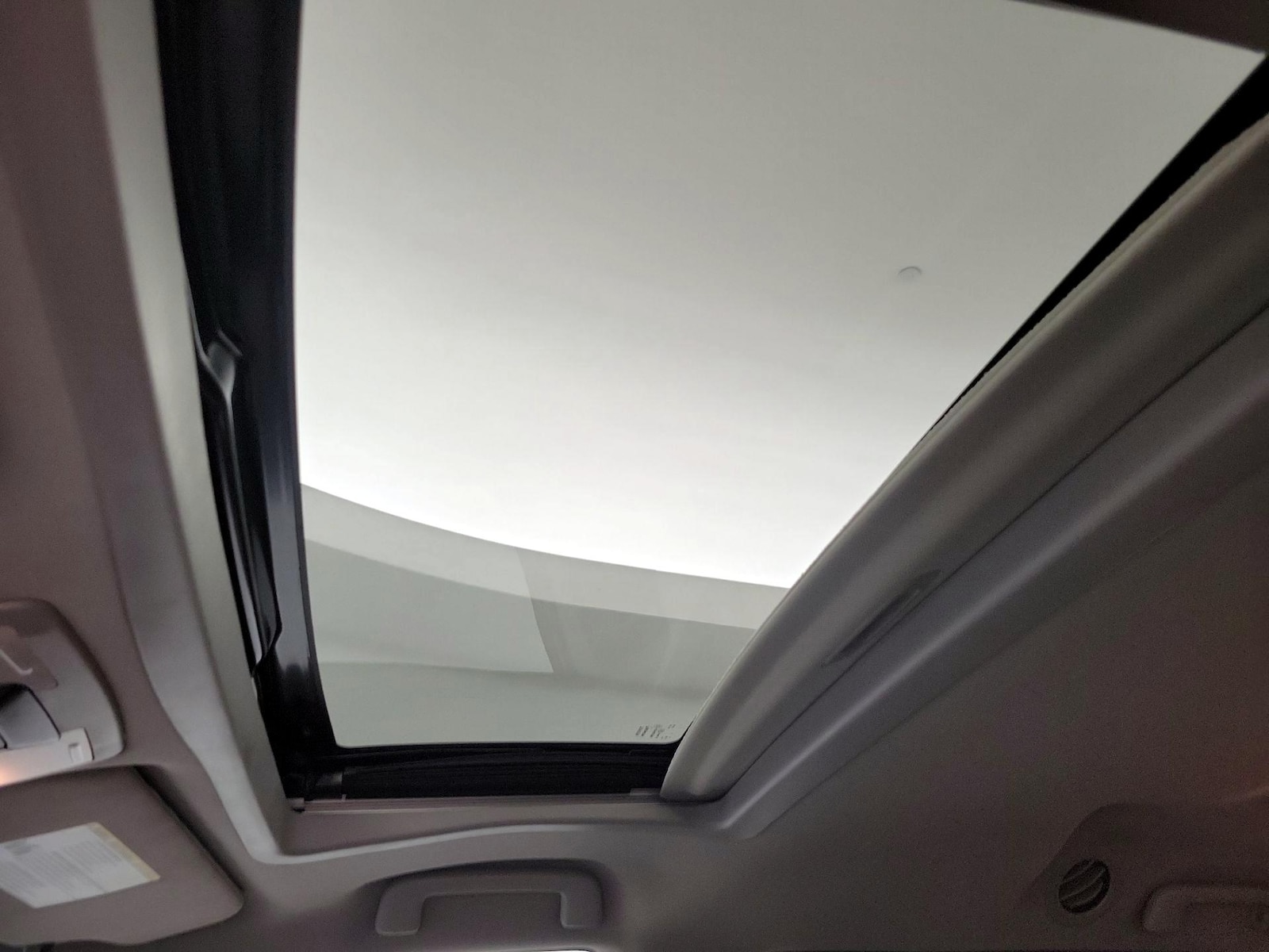 2017 Toyota Sienna XLE - Photo 21