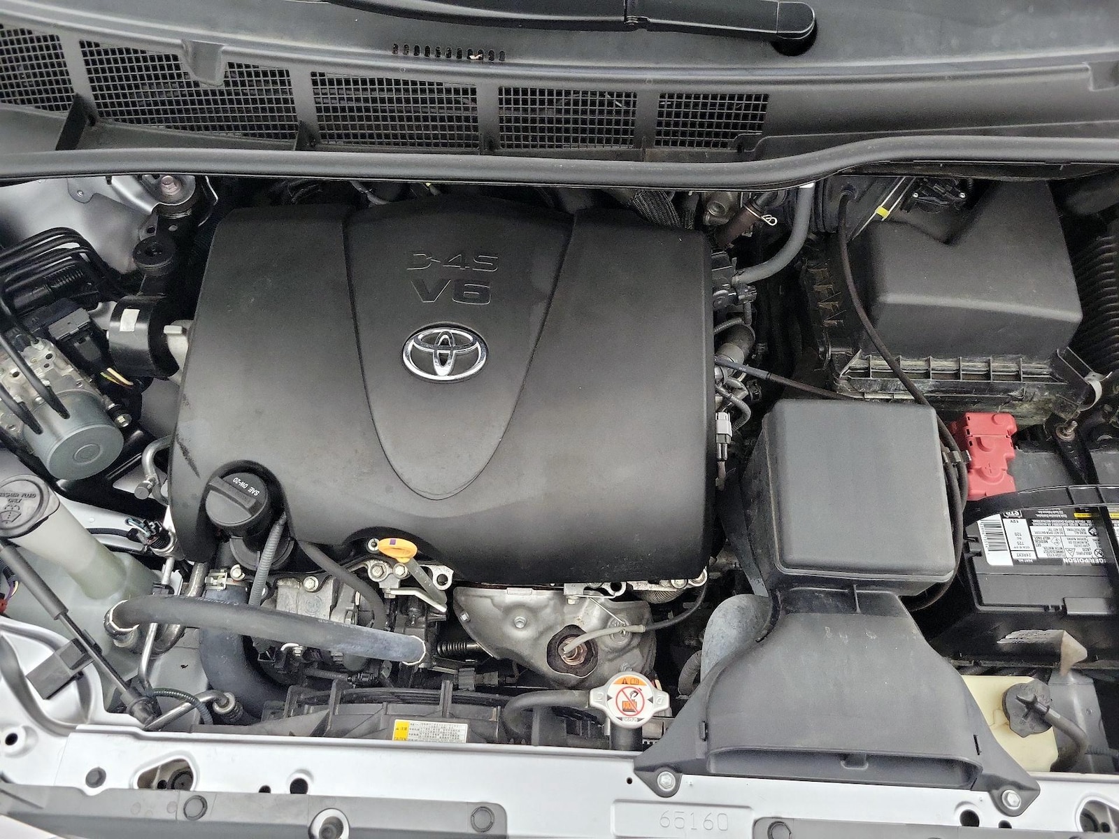 2017 Toyota Sienna XLE - Photo 26