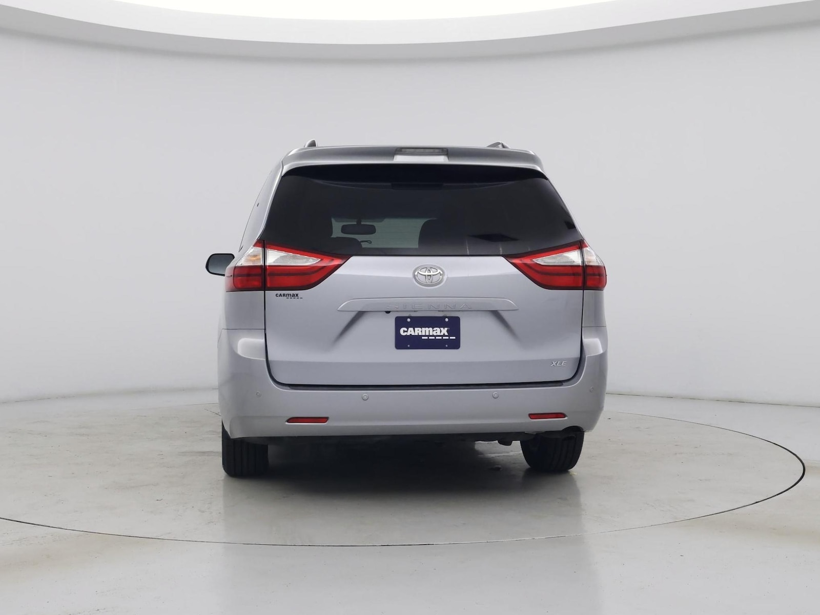 2017 Toyota Sienna XLE - Photo 7
