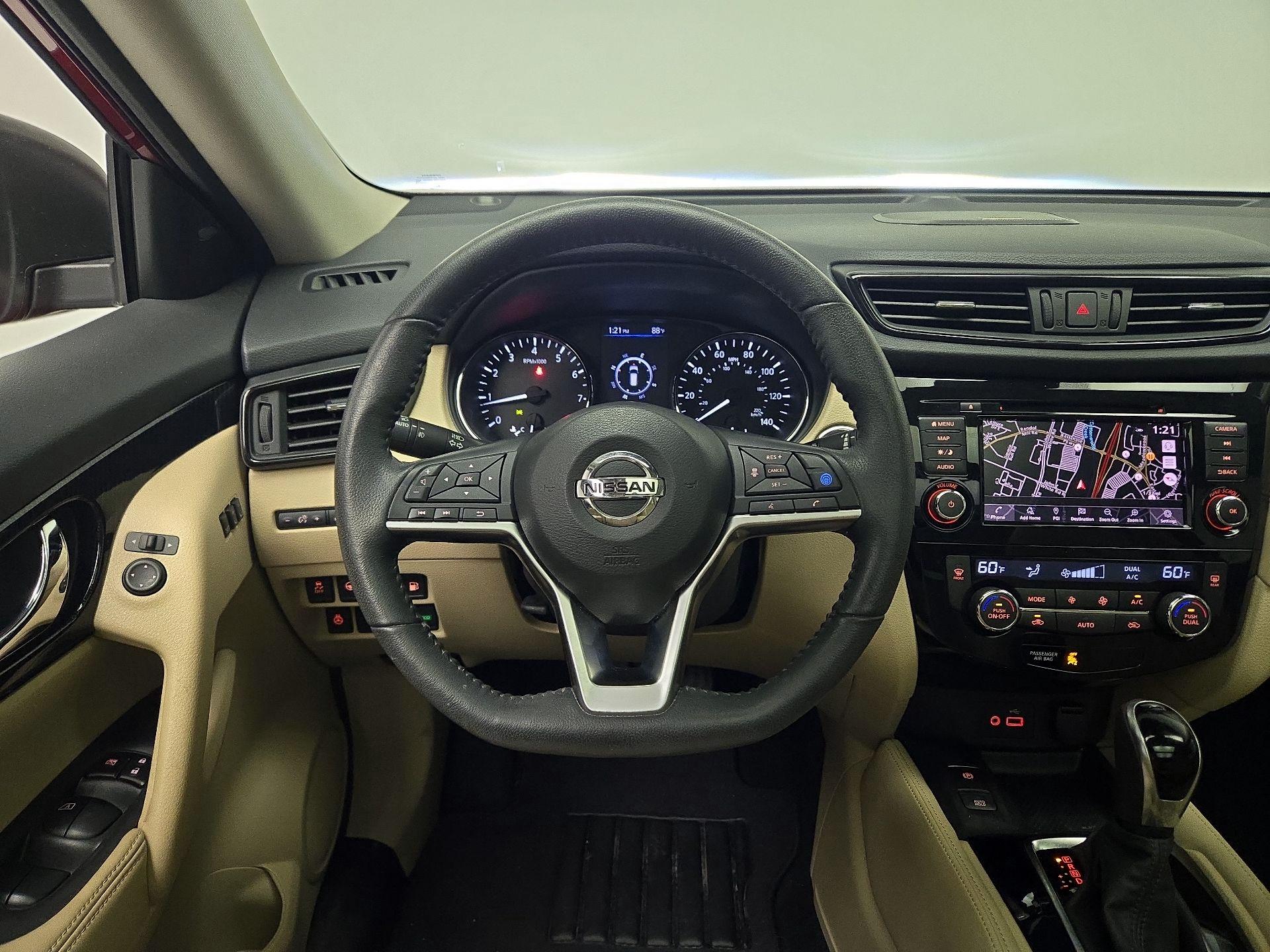 Thumbnail: 2020 Nissan Rogue - 10