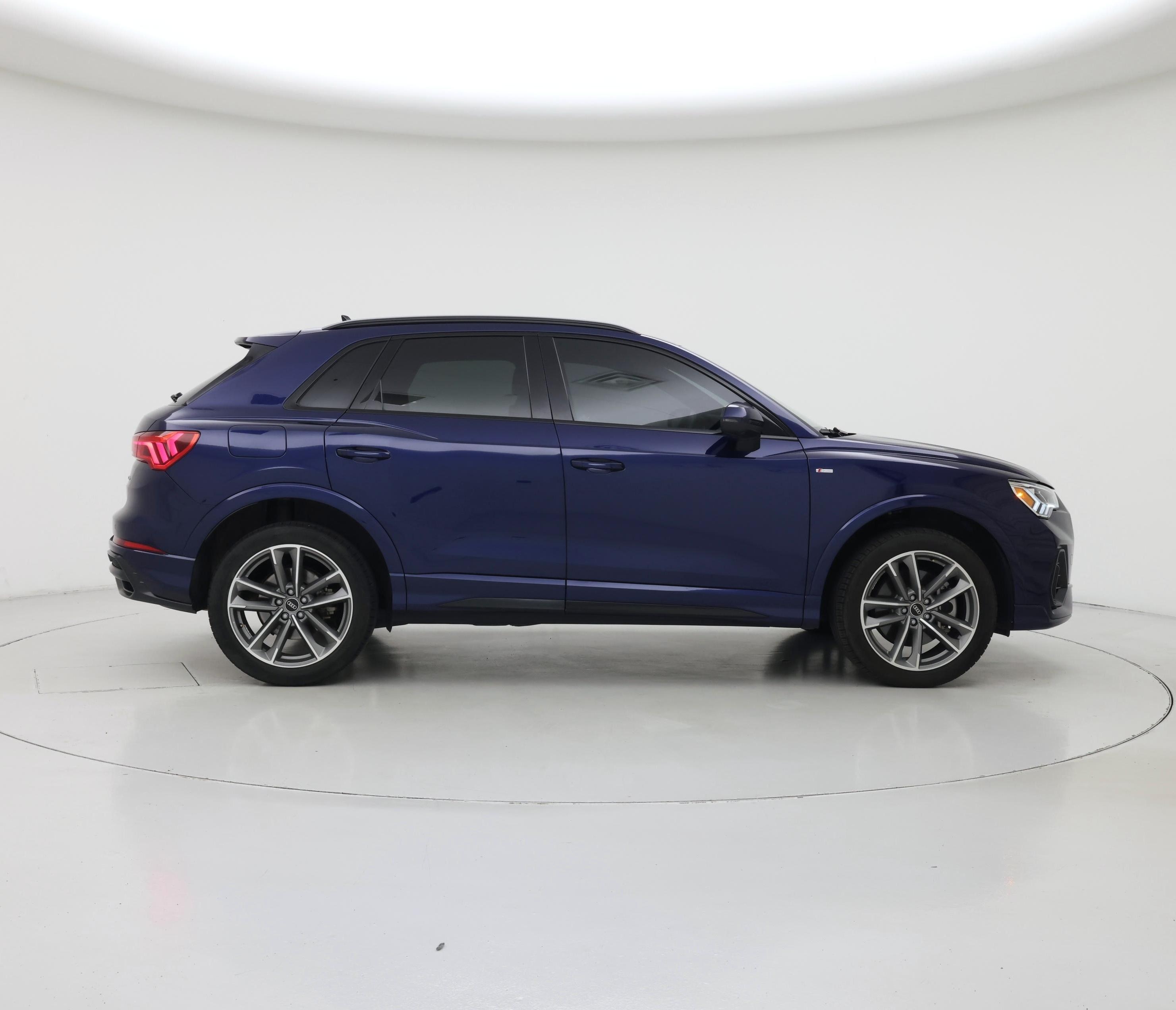 Thumbnail: 2022 Audi Q3 - 7
