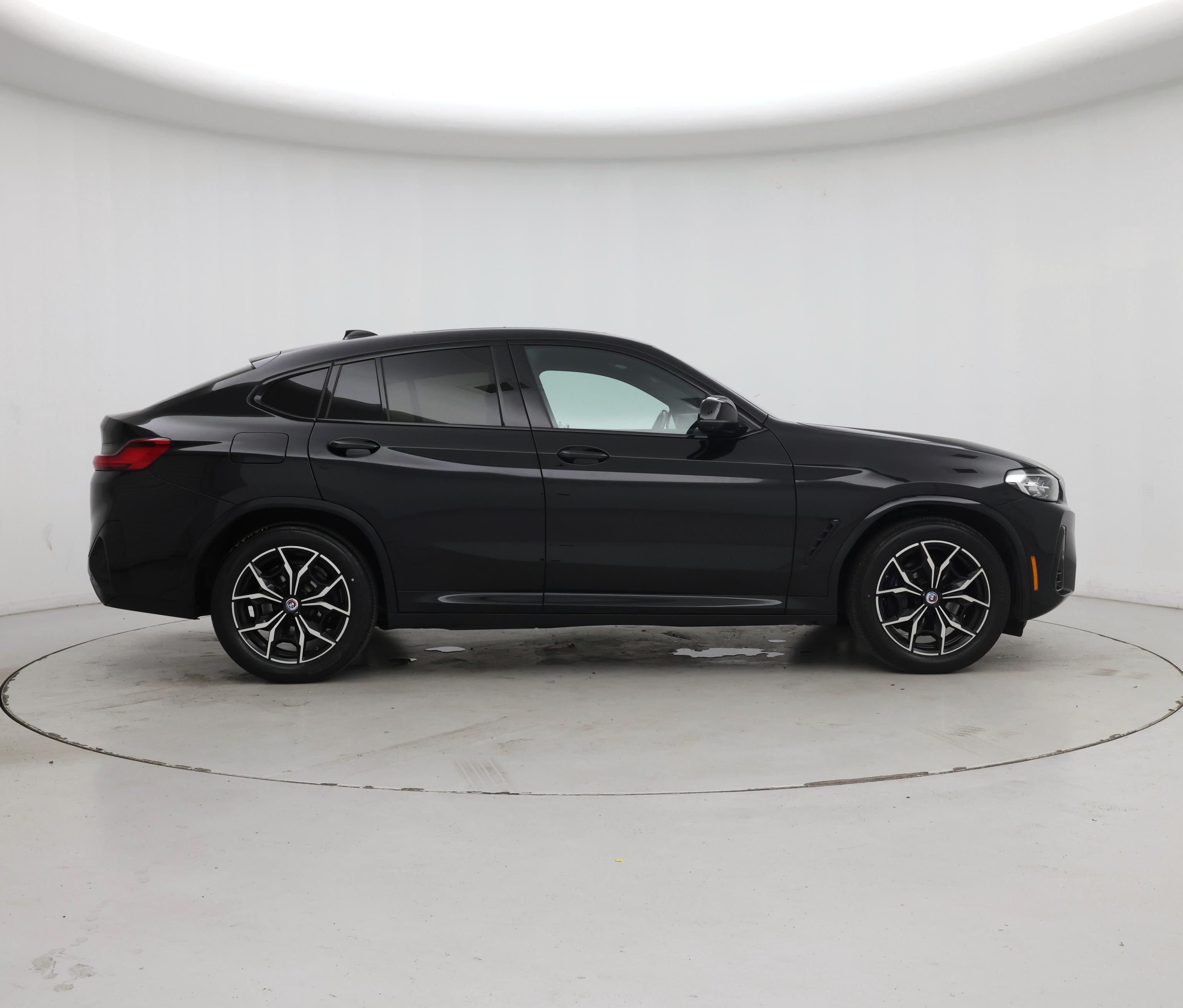 Thumbnail: 2022 BMW X4 - 7
