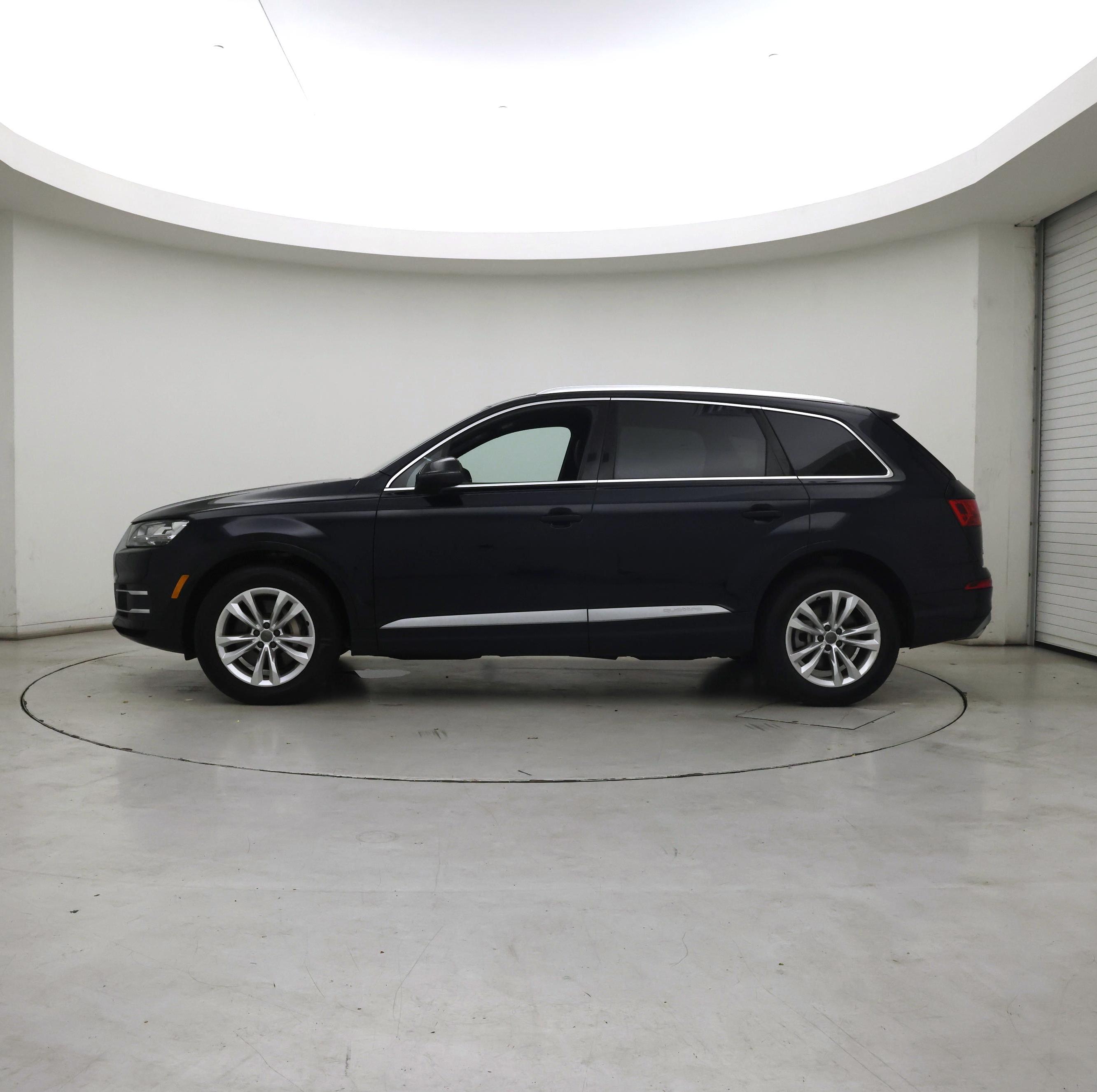 Thumbnail: 2018 Audi Q7 - 3