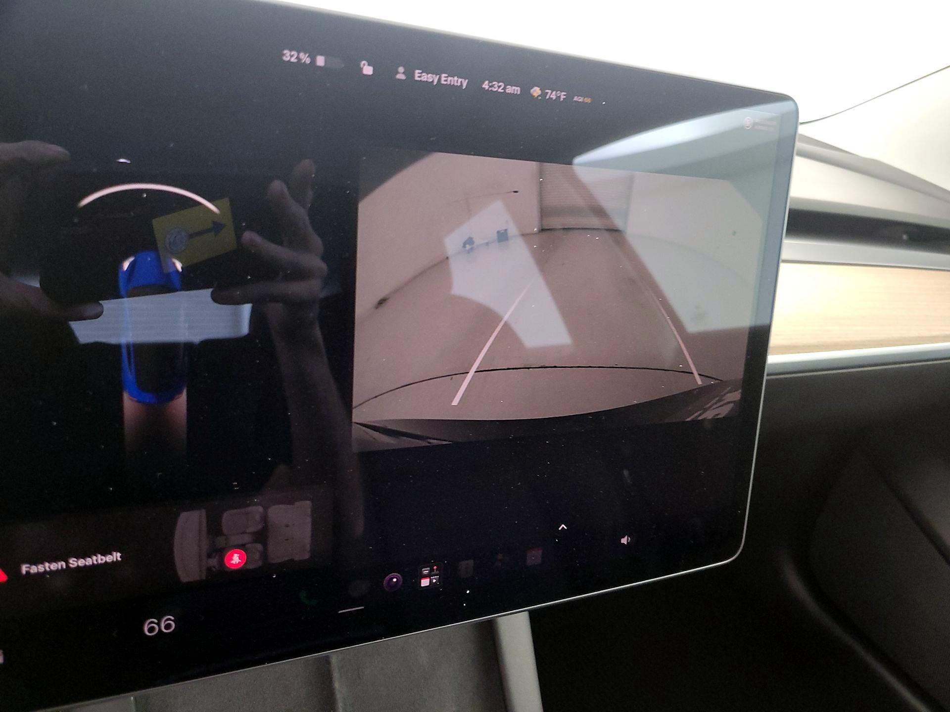 Thumbnail: 2022 Tesla Model 3 - 13