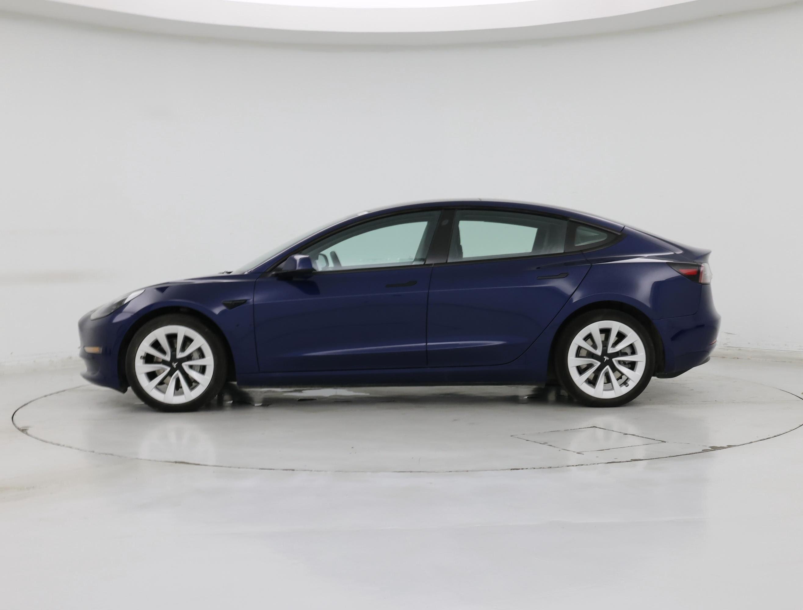 Thumbnail: 2022 Tesla Model 3 - 3