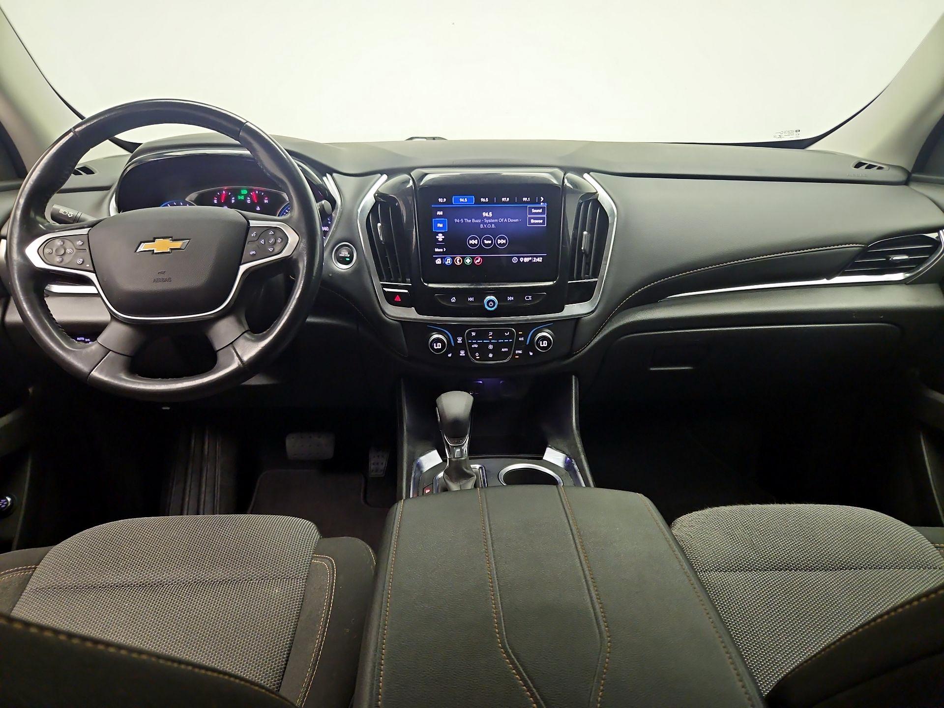 Thumbnail: 2021 Chevrolet Traverse - 9