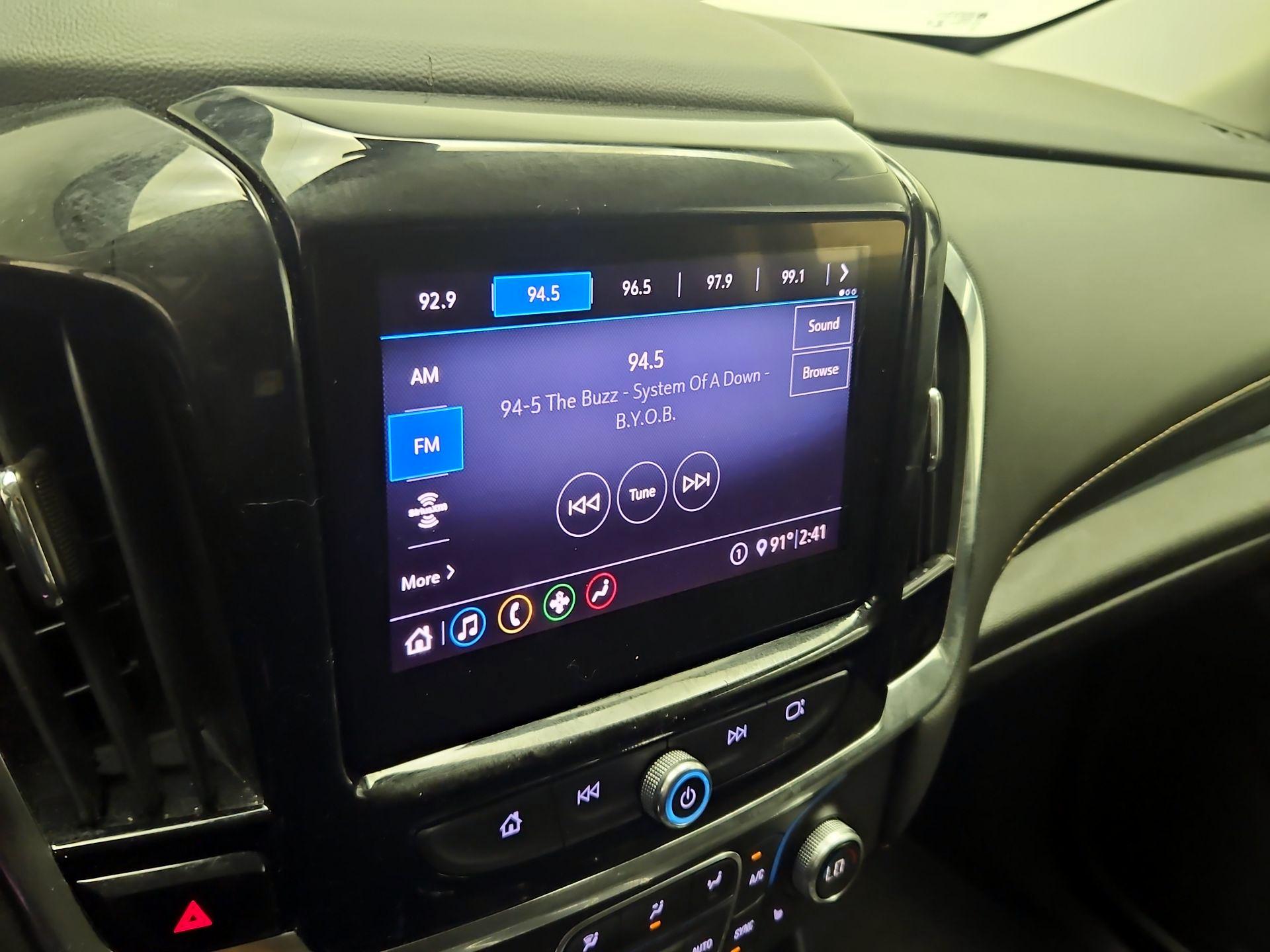 Thumbnail: 2021 Chevrolet Traverse - 15