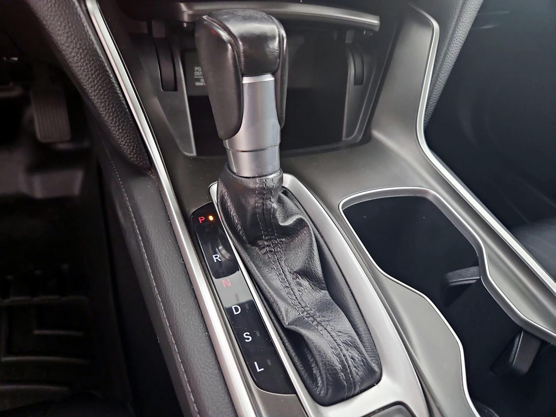 Thumbnail: 2018 Honda Accord - 18