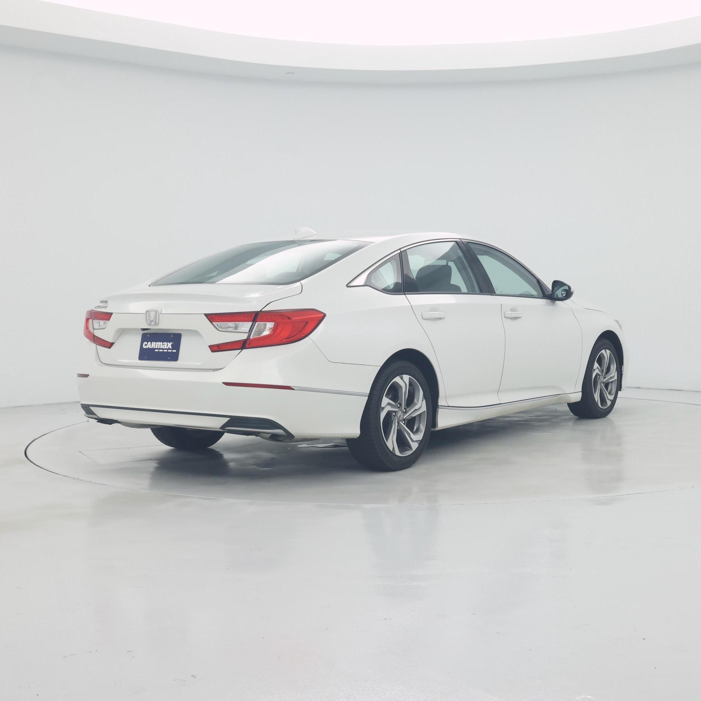 Thumbnail: 2018 Honda Accord - 8
