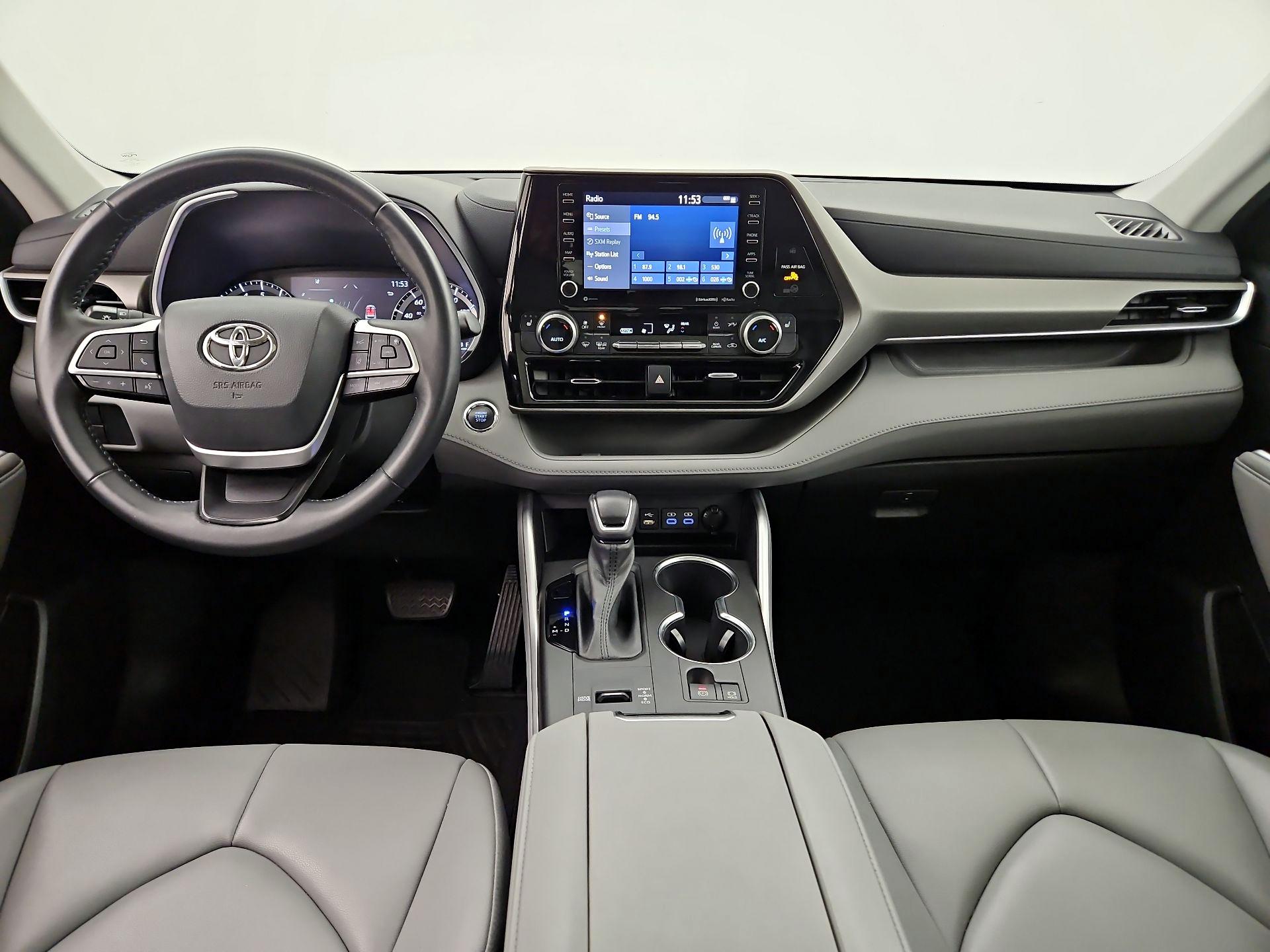 Thumbnail: 2022 Toyota Highlander - 9