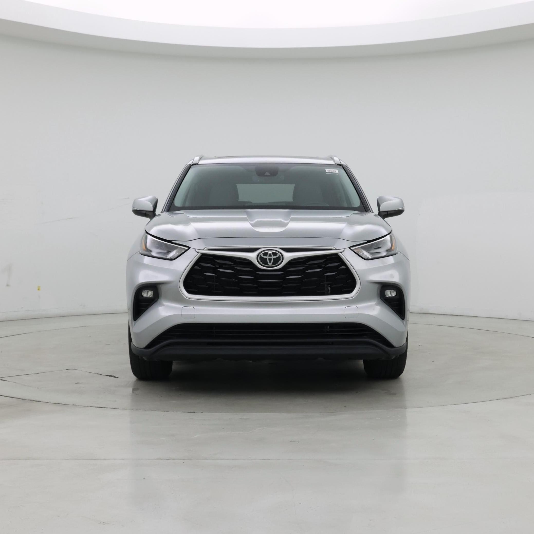 Thumbnail: 2022 Toyota Highlander - 5