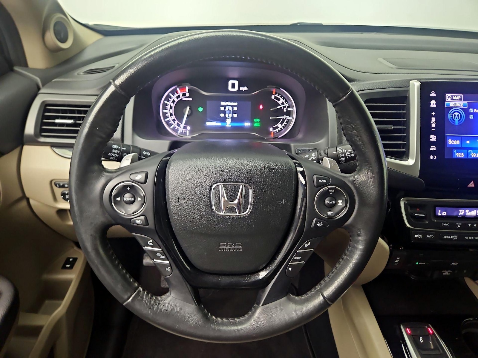 2018 Honda Pilot Touring - Photo 11