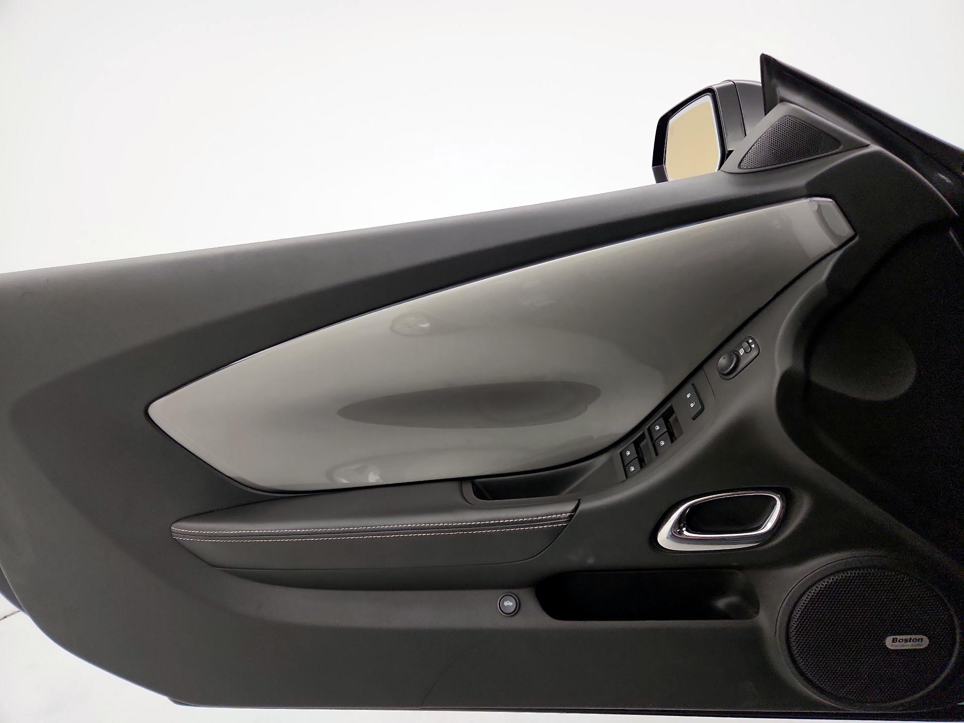 Thumbnail: 2014 Chevrolet Camaro - 12