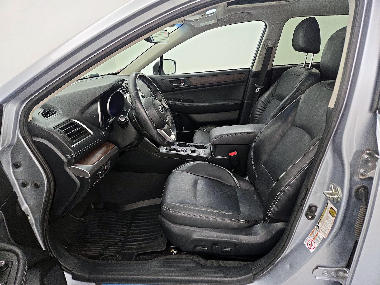 2018 Subaru Outback Limited - Photo 12