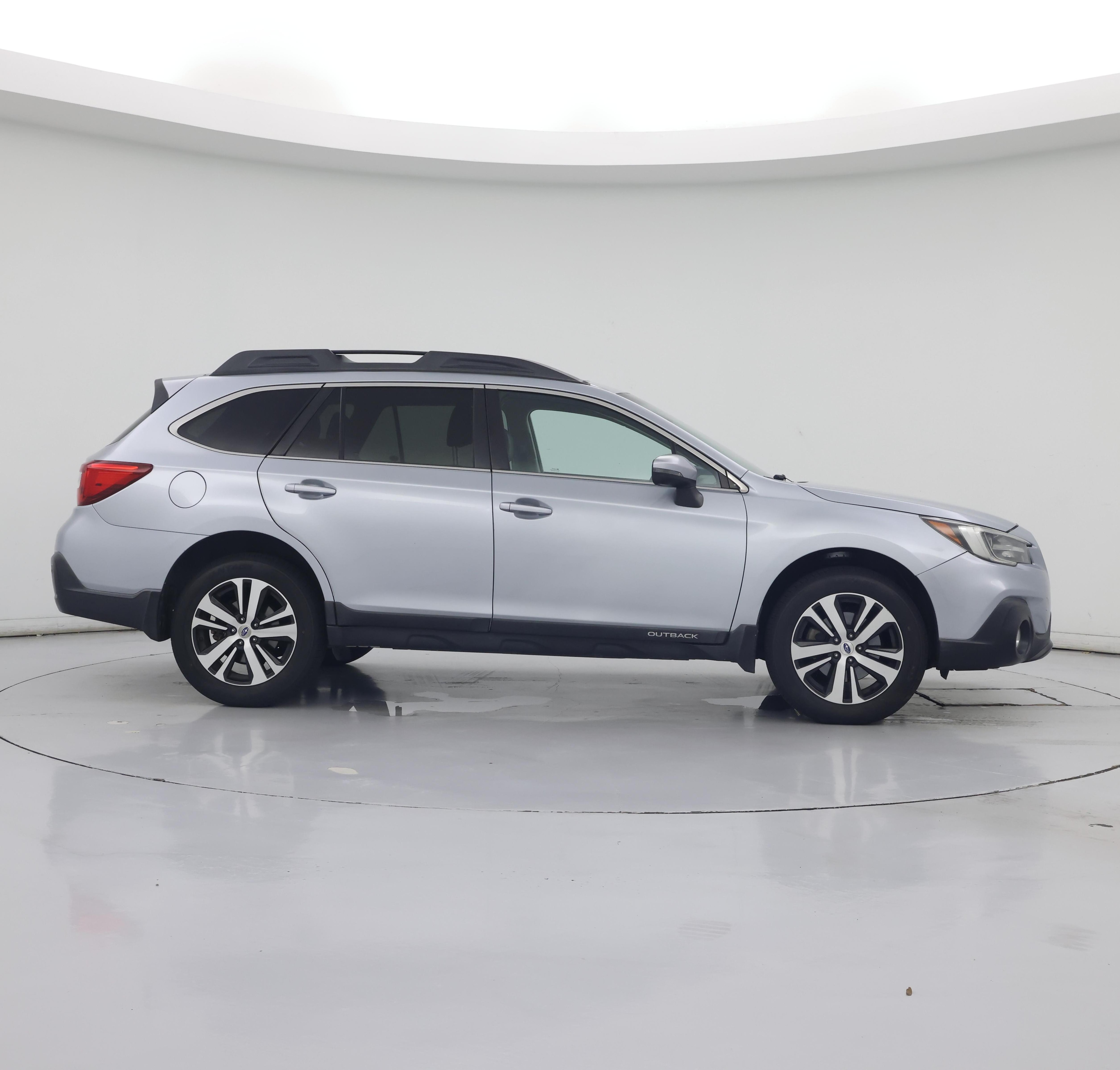Thumbnail: 2018 Subaru Outback - 7
