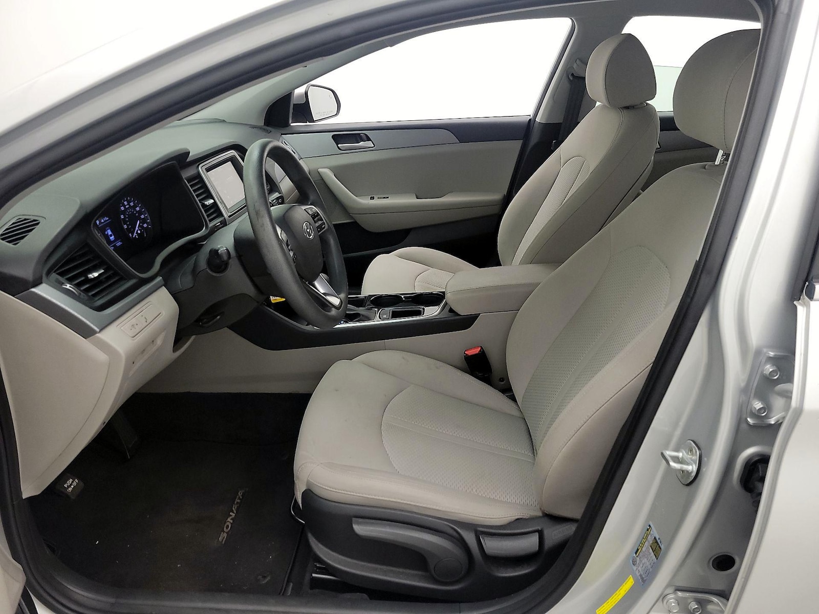 2019 Hyundai Sonata SE - Photo 12
