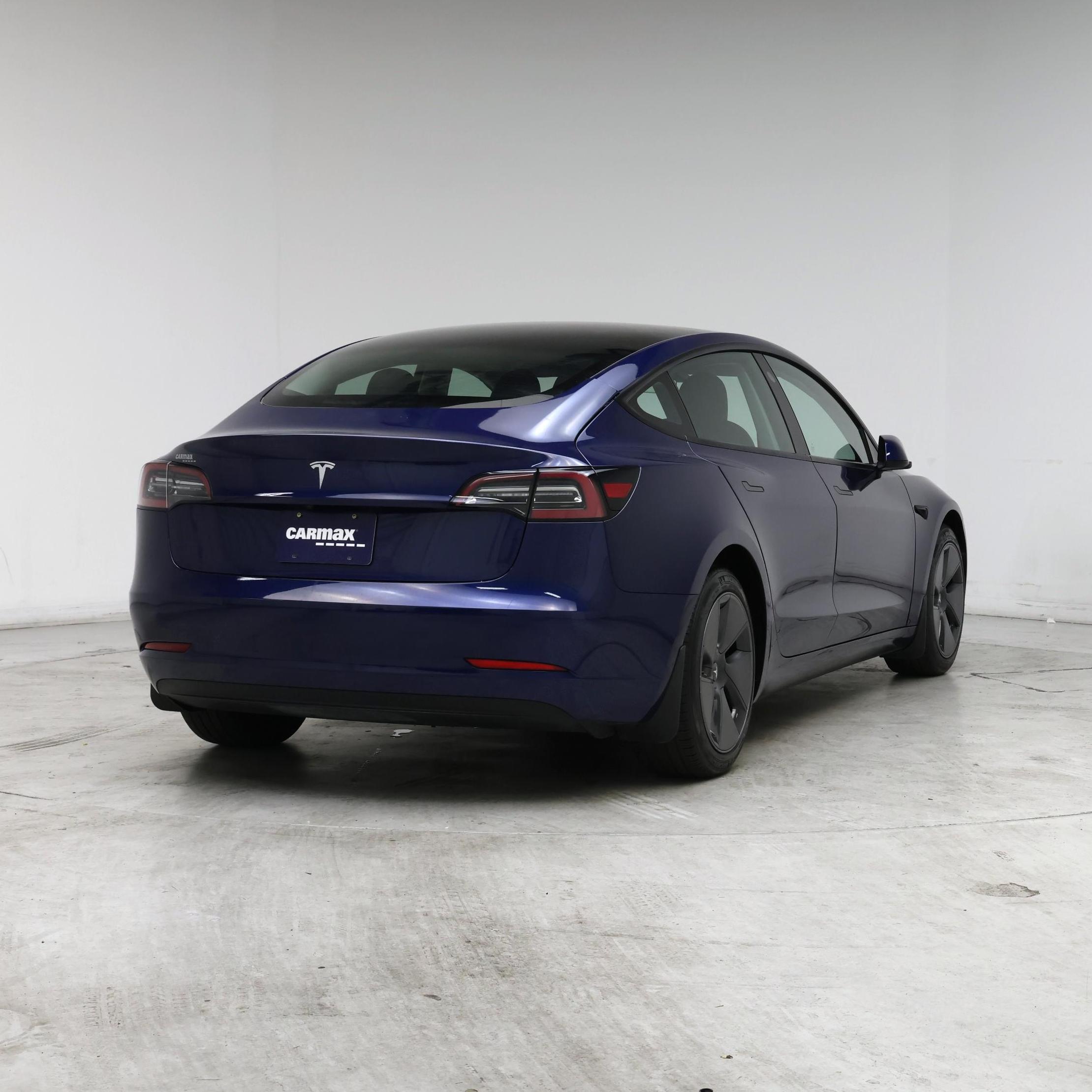 Thumbnail: 2023 Tesla Model 3 - 8