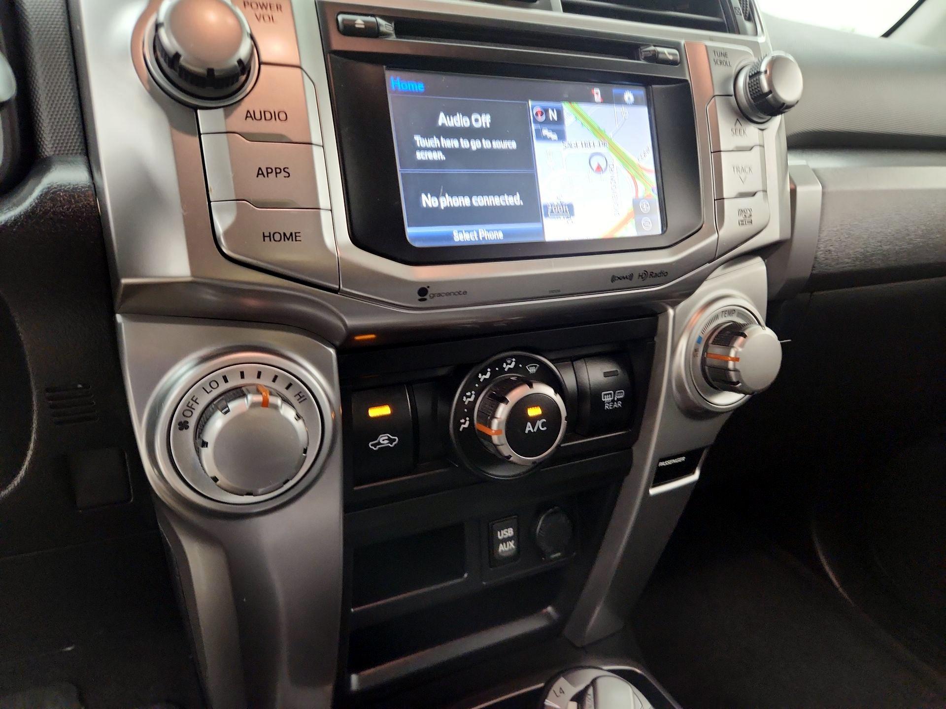 Thumbnail: 2018 Toyota 4Runner - 16