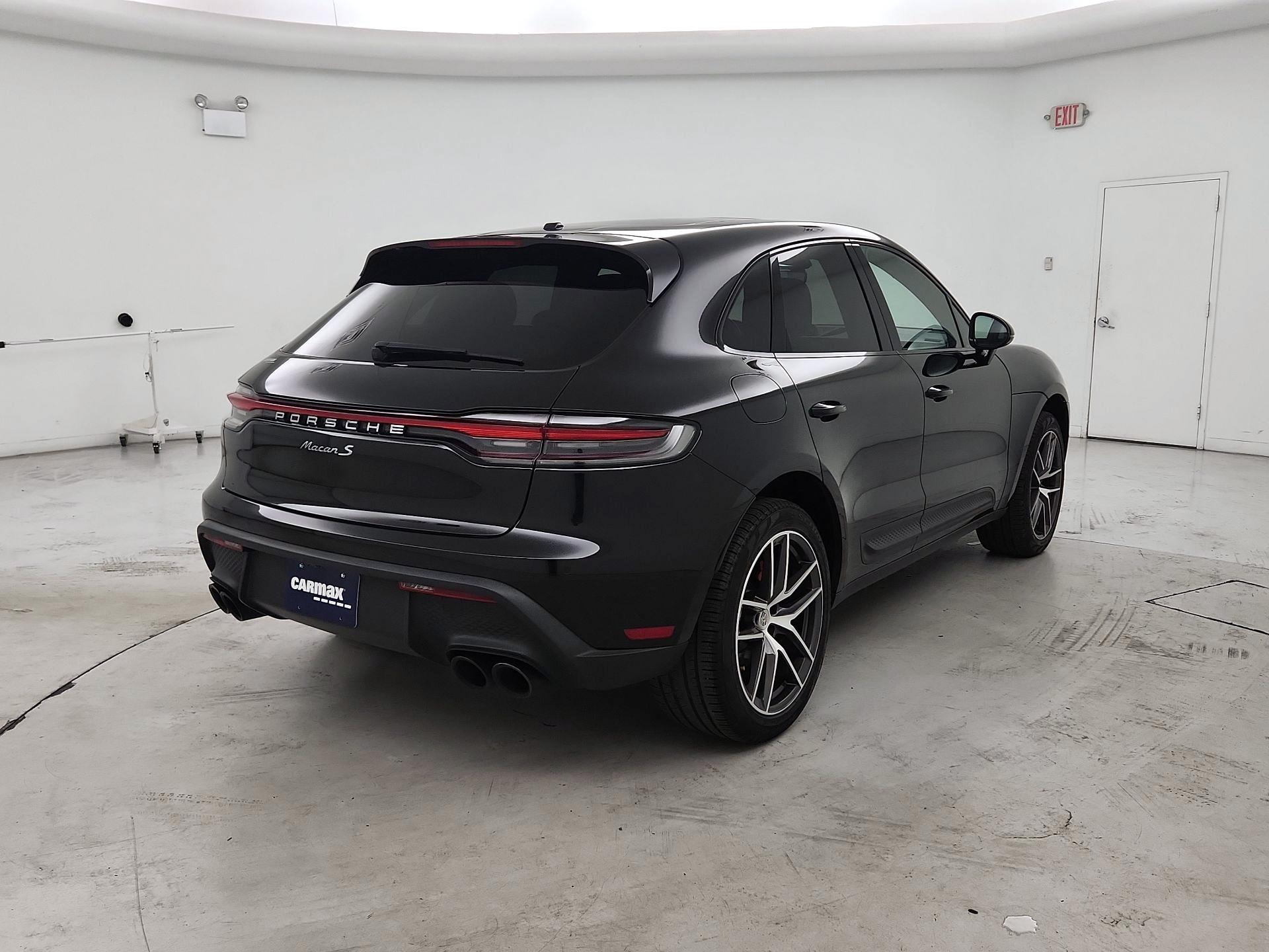 Thumbnail: 2022 Porsche Macan - 5