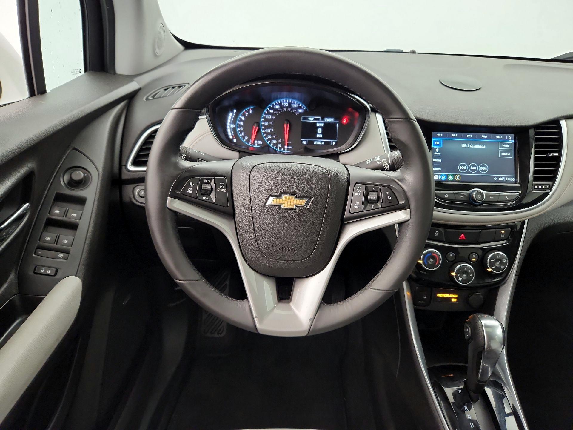 Thumbnail: 2018 Chevrolet Trax - 10