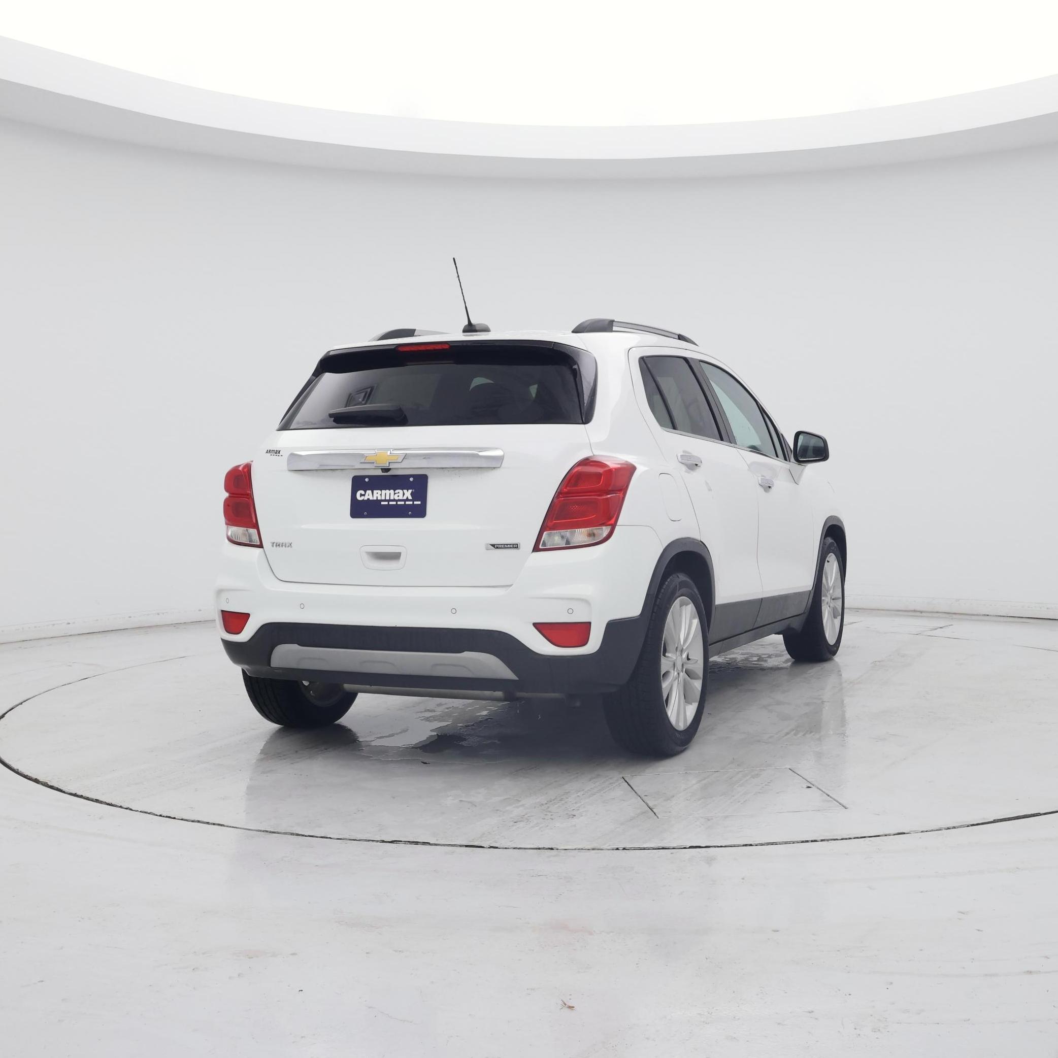 Thumbnail: 2018 Chevrolet Trax - 8