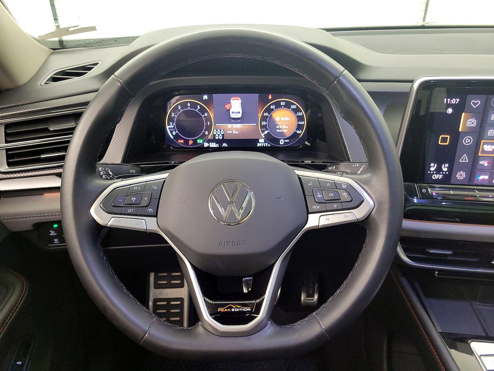 2024 Volkswagen Atlas Atlas Peak Edition - Photo 11