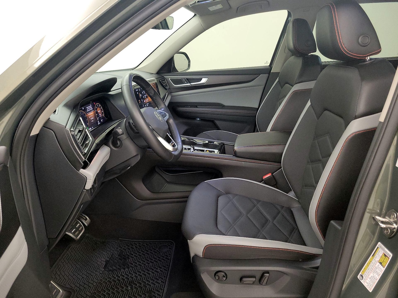 2024 Volkswagen Atlas Atlas Peak Edition - Photo 12