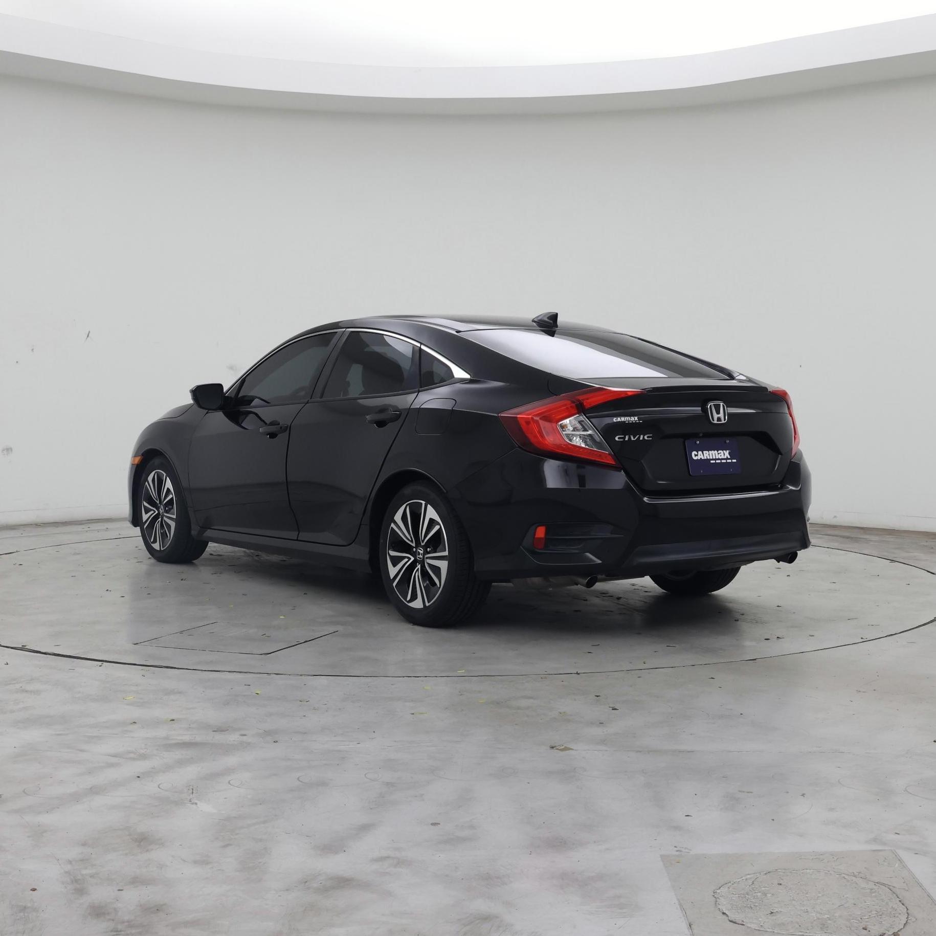 Thumbnail: 2016 Honda Civic - 2