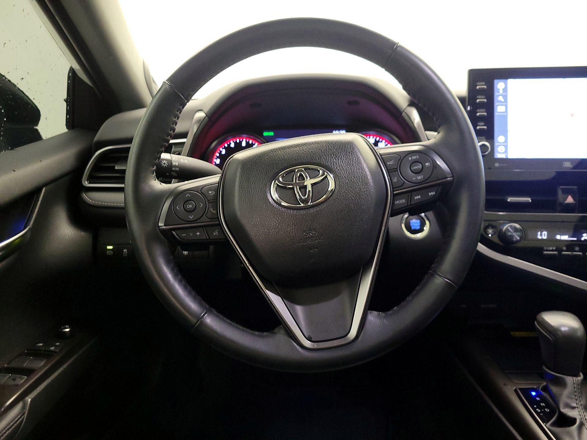 Thumbnail: 2024 Toyota Camry - 10