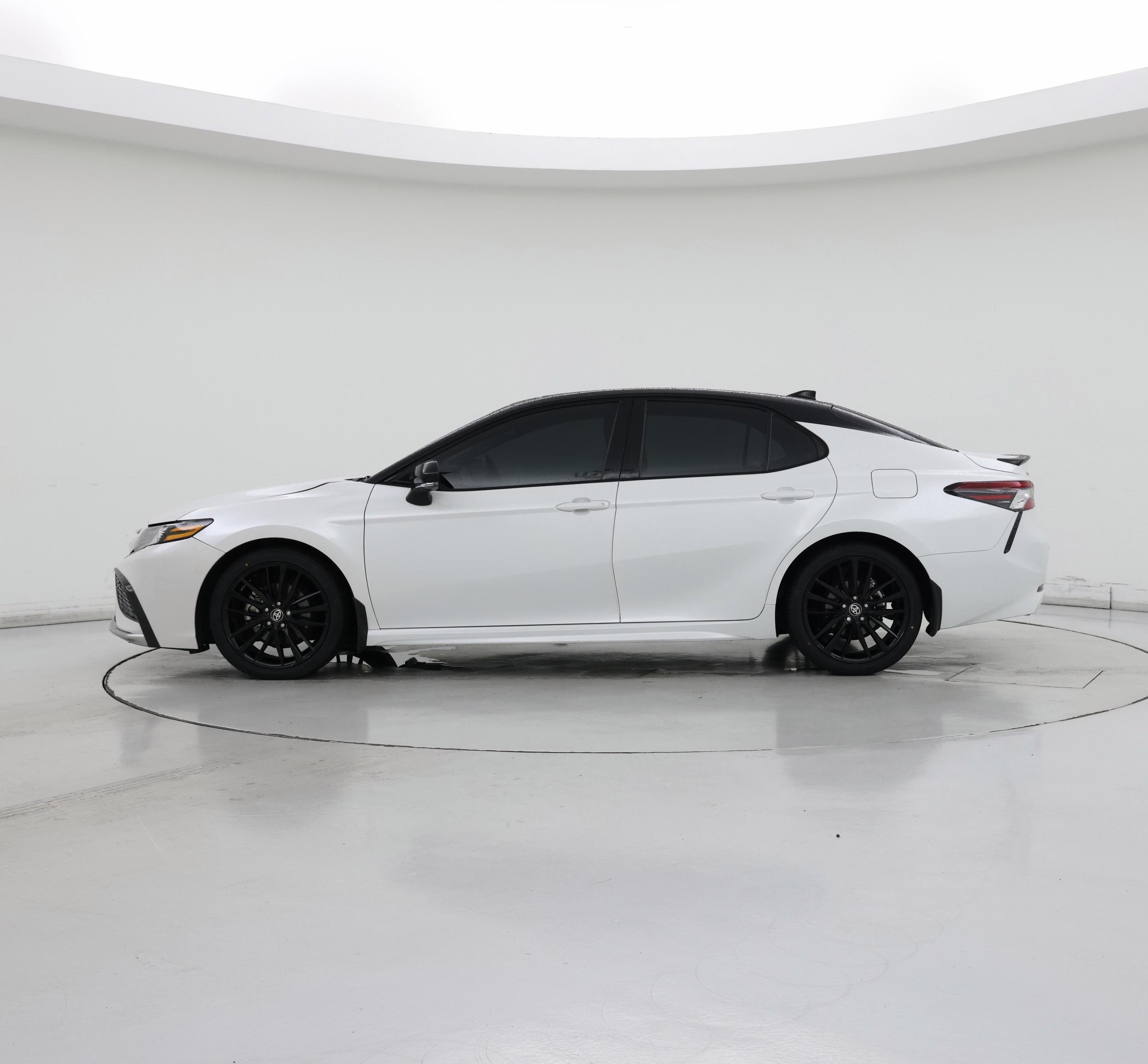 Thumbnail: 2024 Toyota Camry - 3