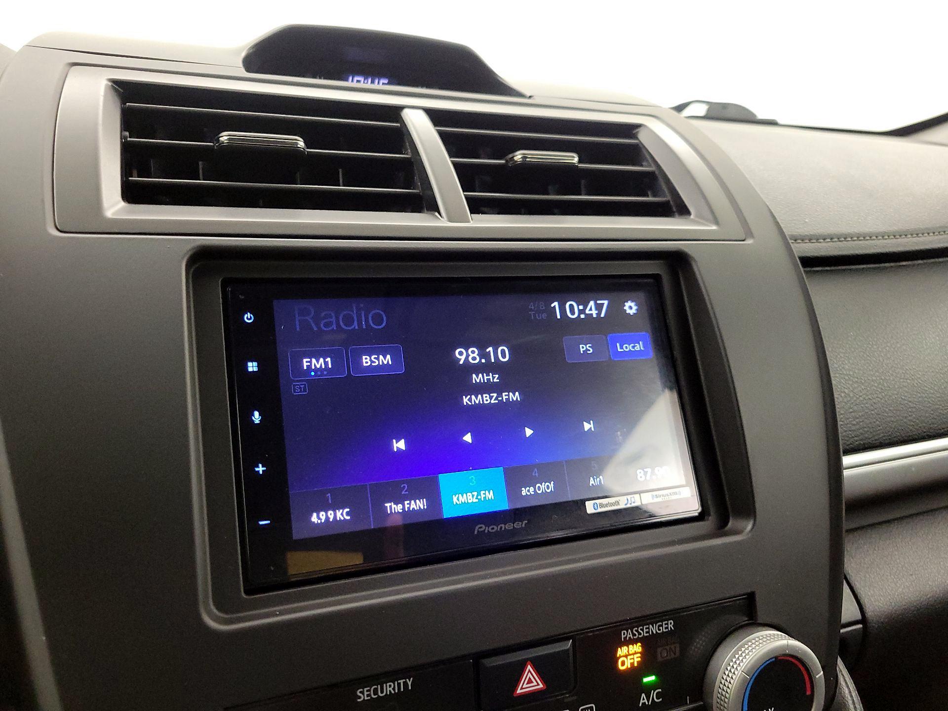 Thumbnail: 2014 Toyota Camry - 14