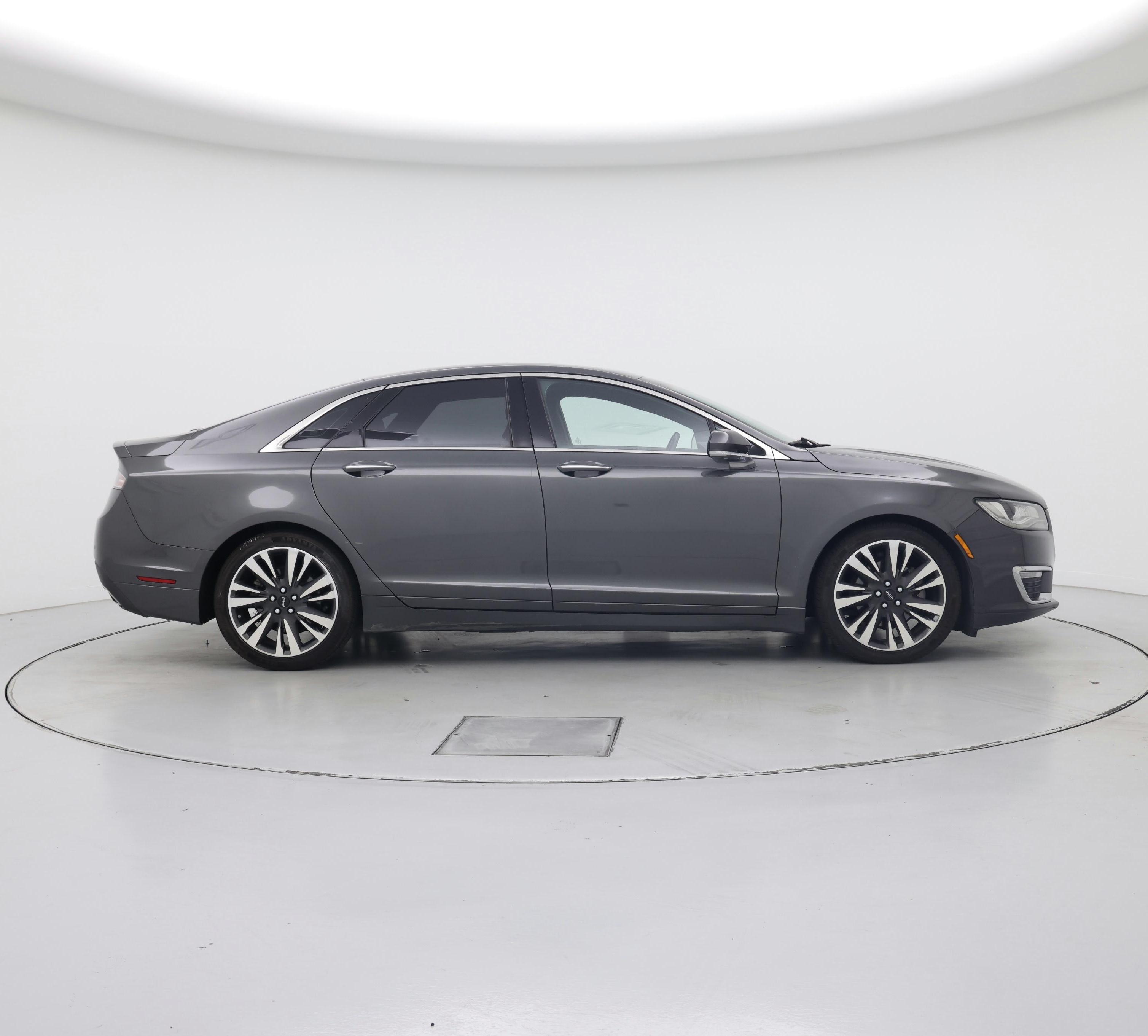 Thumbnail: 2017 Lincoln MKZ - 7