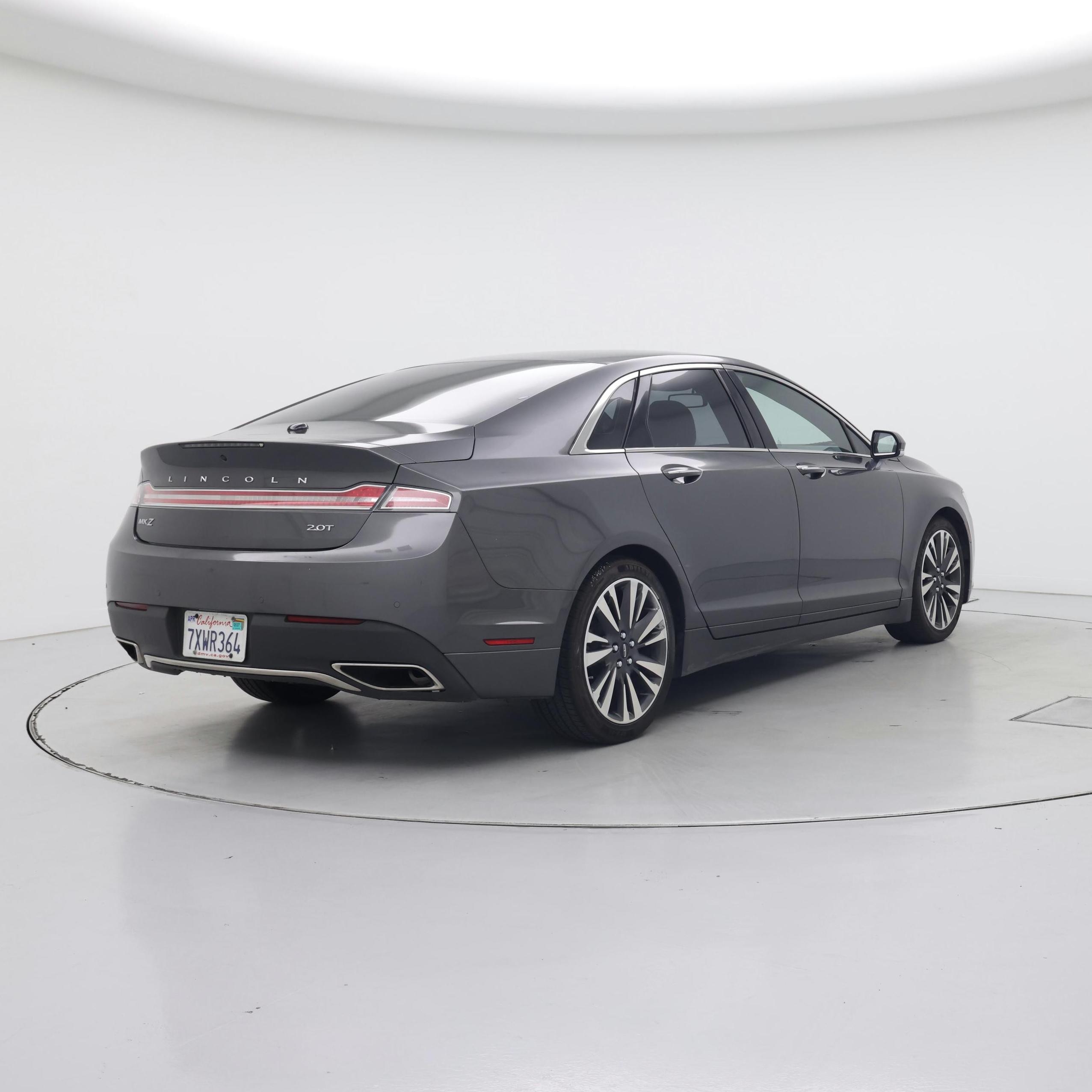 Thumbnail: 2017 Lincoln MKZ - 8